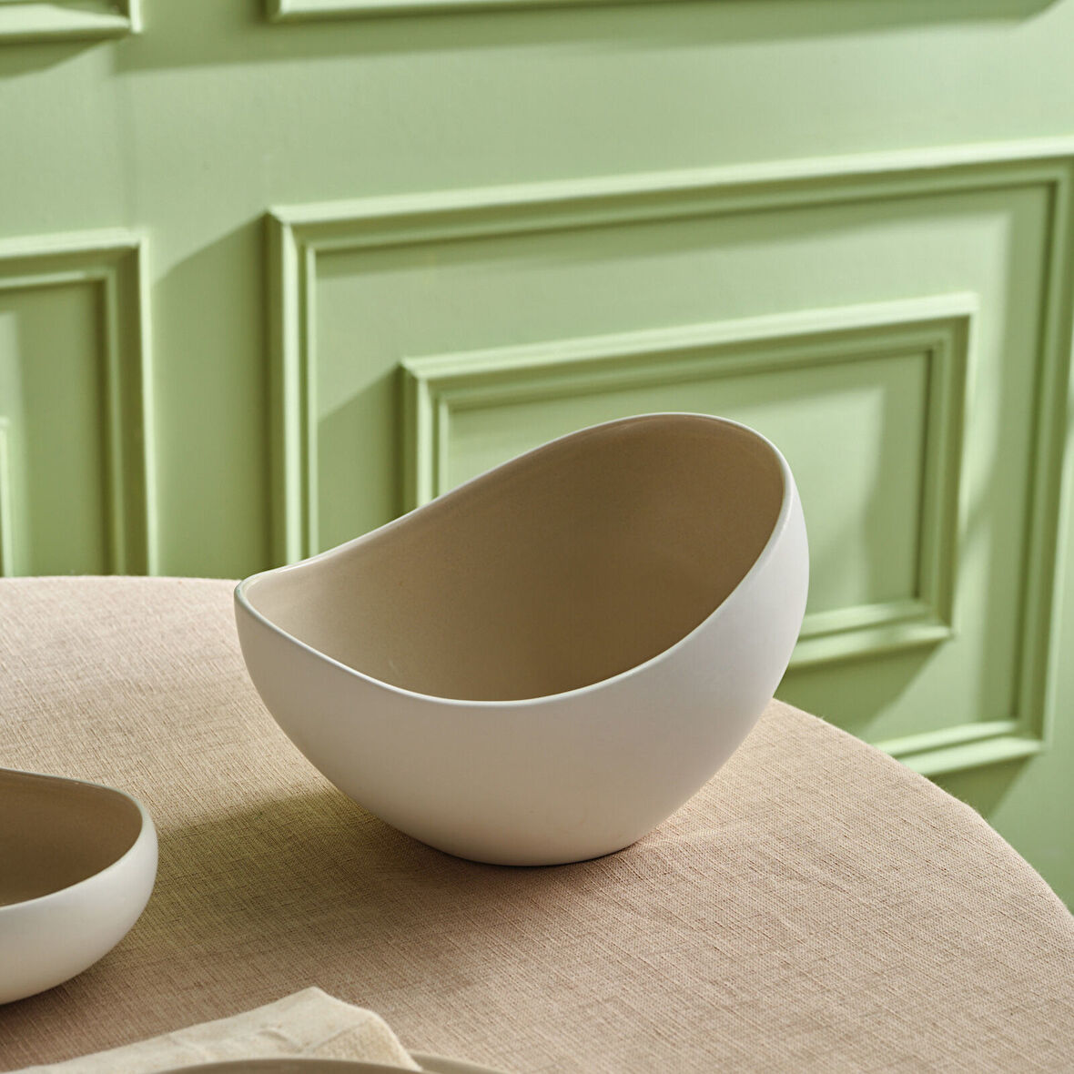 Karaca Home Cupid Stoneware Dekoratif Tabak 23 cm