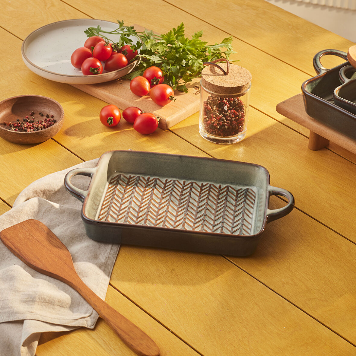 Karaca Culina Reaktif Fırın Kabı Gri 31 cm