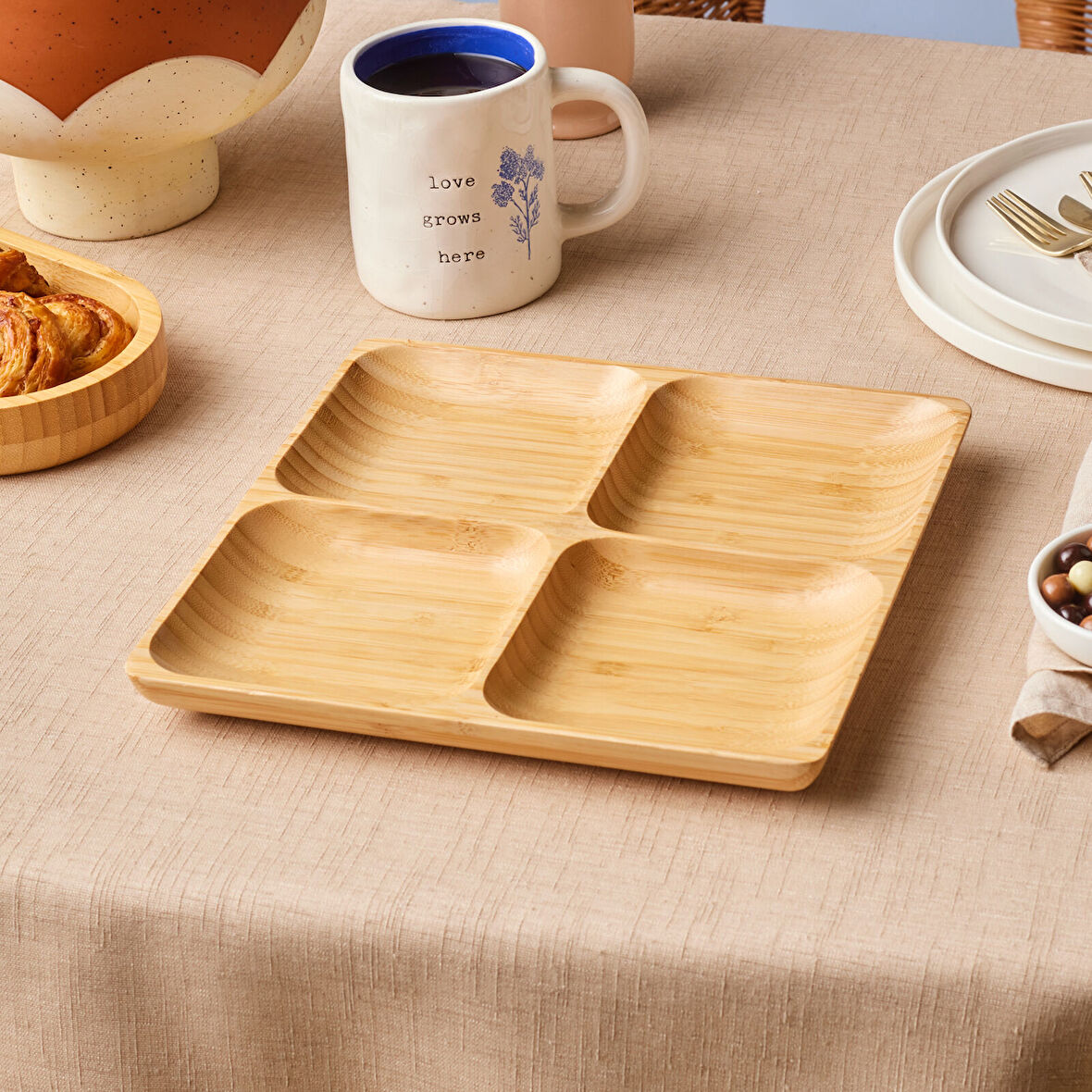 Karaca Bambu Nora 4 Bölmeli Kare Sunumluk