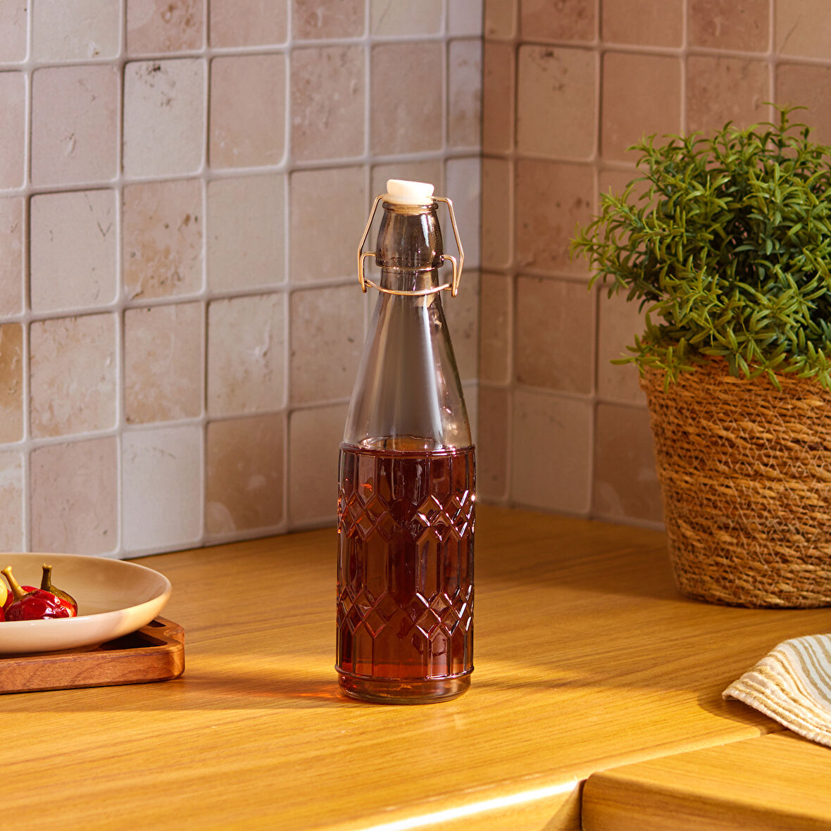 Karaca Storica Kilit Kapaklı Yağ Şişesi 500 ml