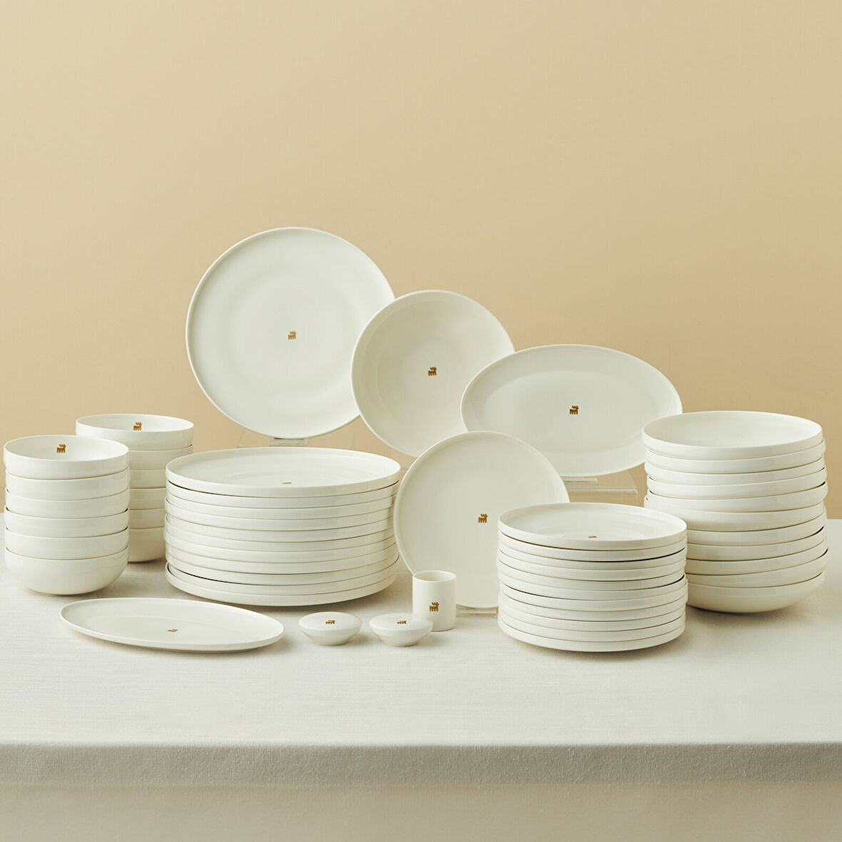 Karaca Stream Bone Merope 53 Parça 12 Kişilik Yemek Takımı