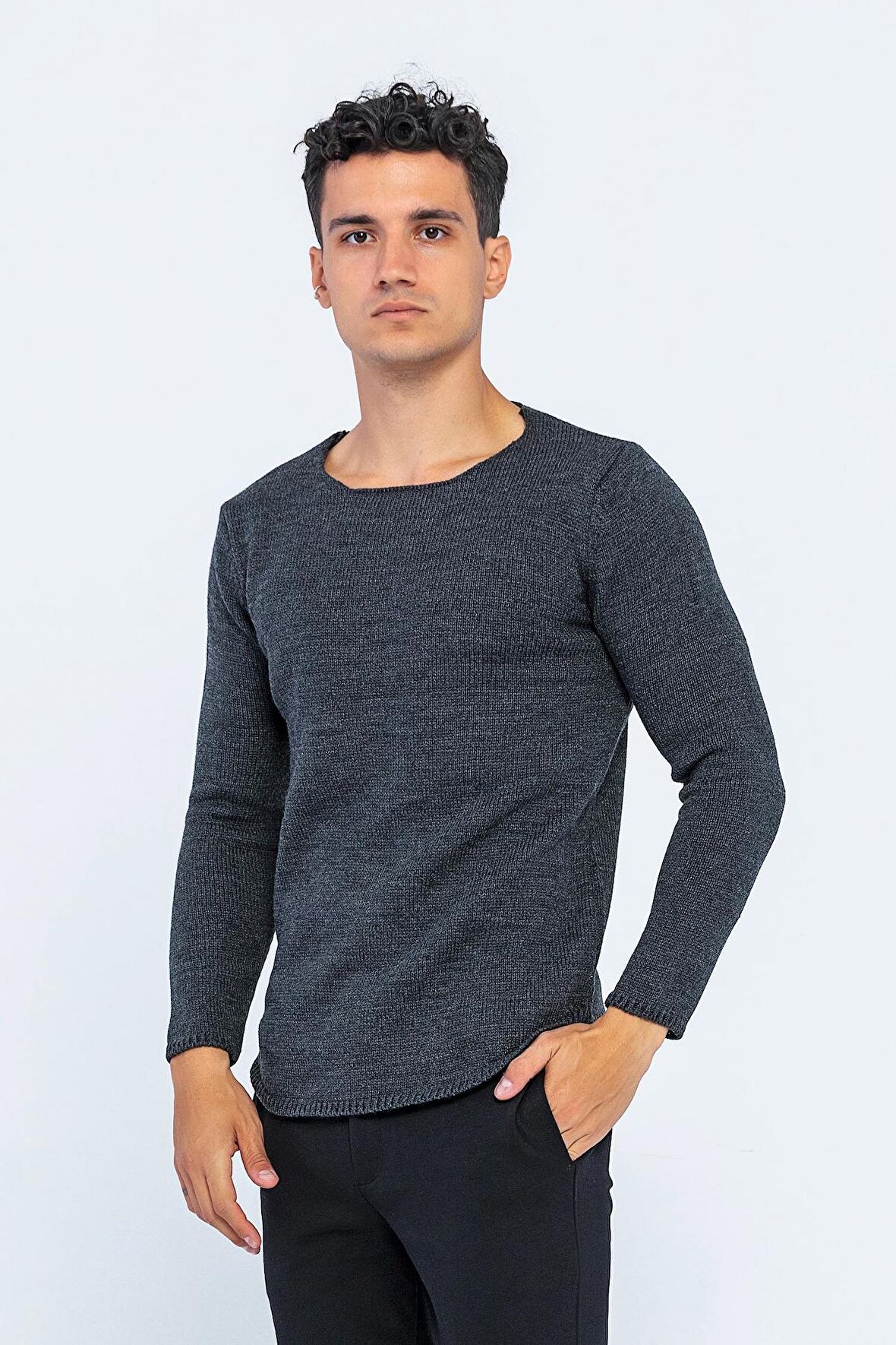 Erkek Regular Fit Düz Renk Bisiklet Yaka Kalın Triko Kazak