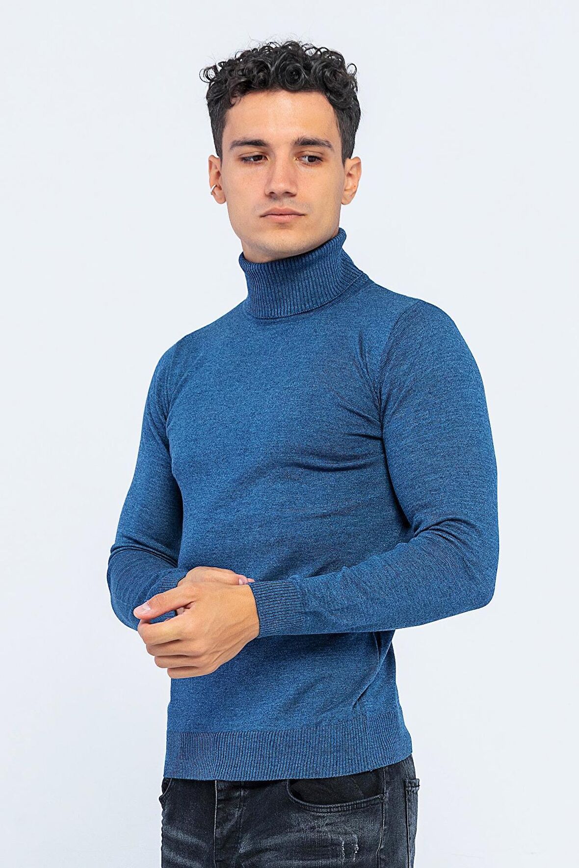 Erkek Regular Fit Uzun Kollu Boğazlı Kazak