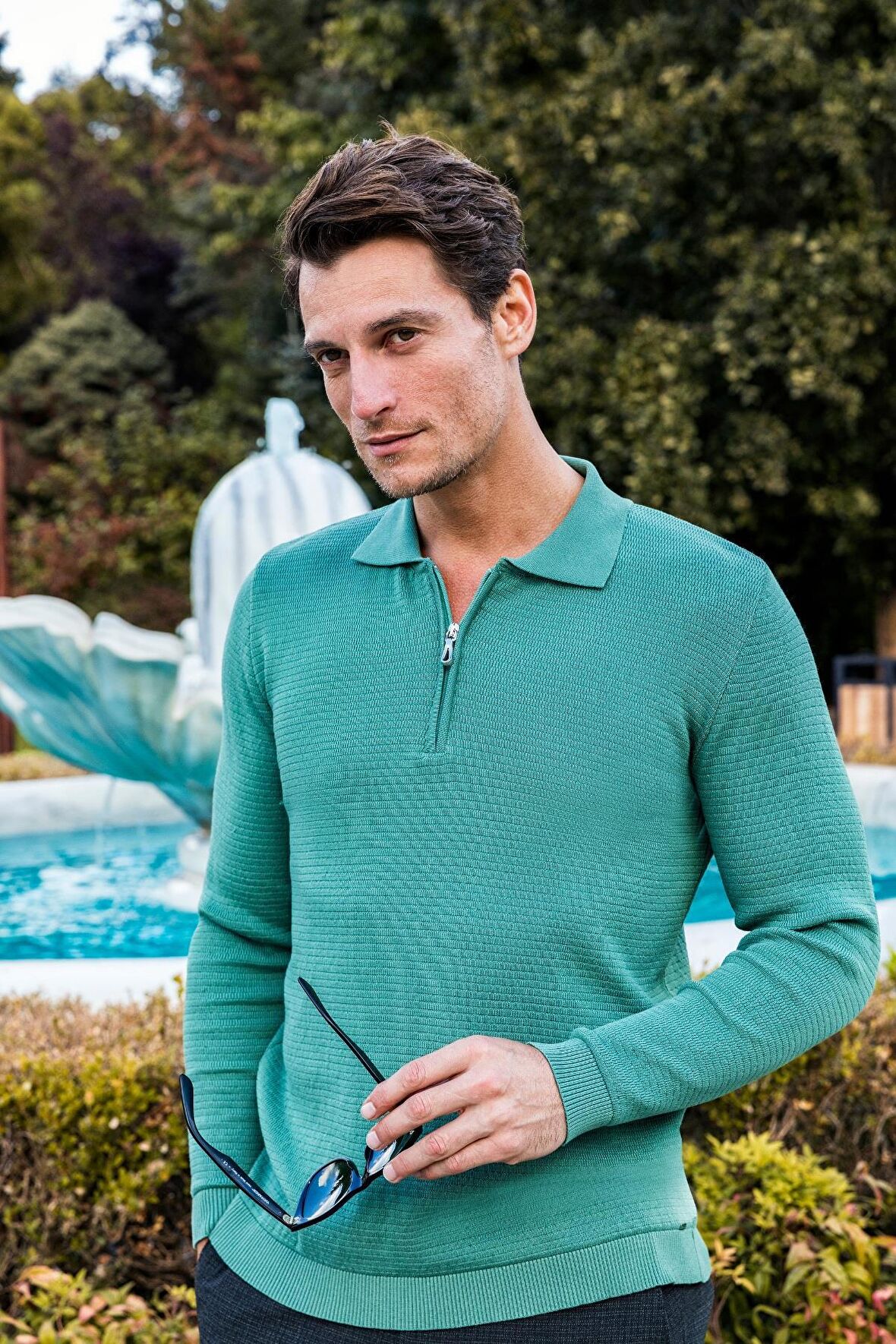 Erkek Regular Fit Düz Renk Polo Yaka Fermuarlı Uzun Kollu Triko Kazak