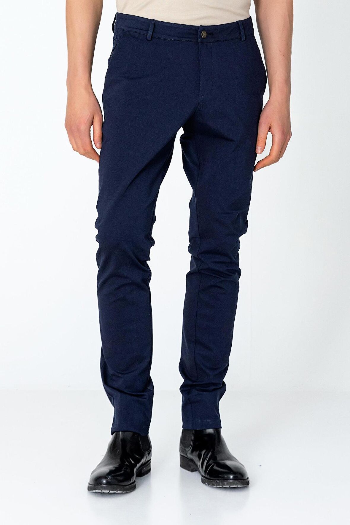 Erkek Regular Fit Rahat Esnek Fermuarlı Cep Detaylı Pantolon