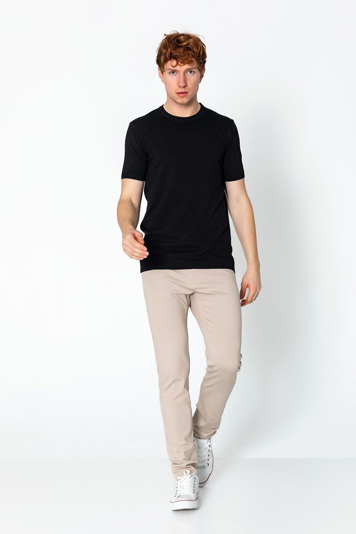 Erkek Fit Extra Rahat Yuvarlak Yaka Sade T-Shirt