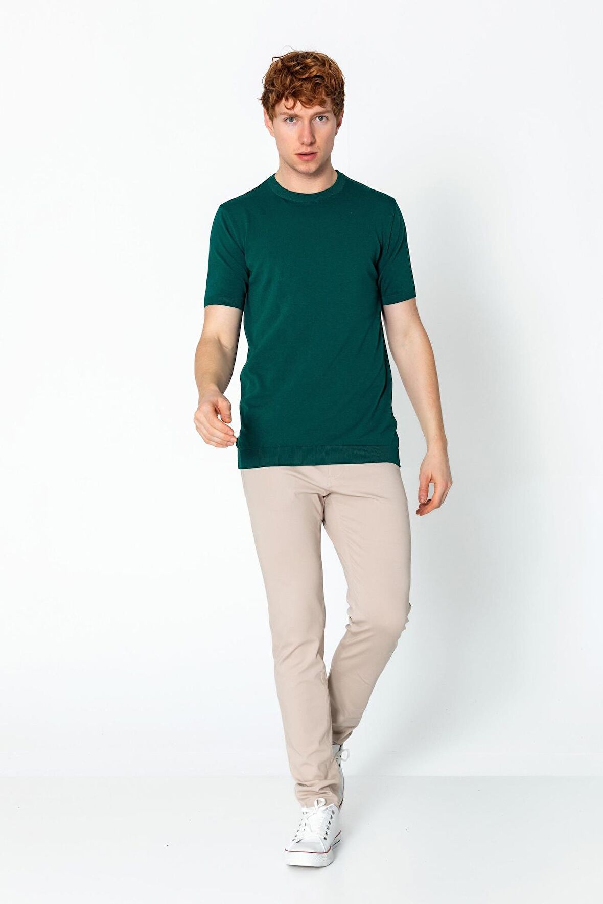 Erkek Fit Extra Rahat Yuvarlak Yaka Sade T-Shirt