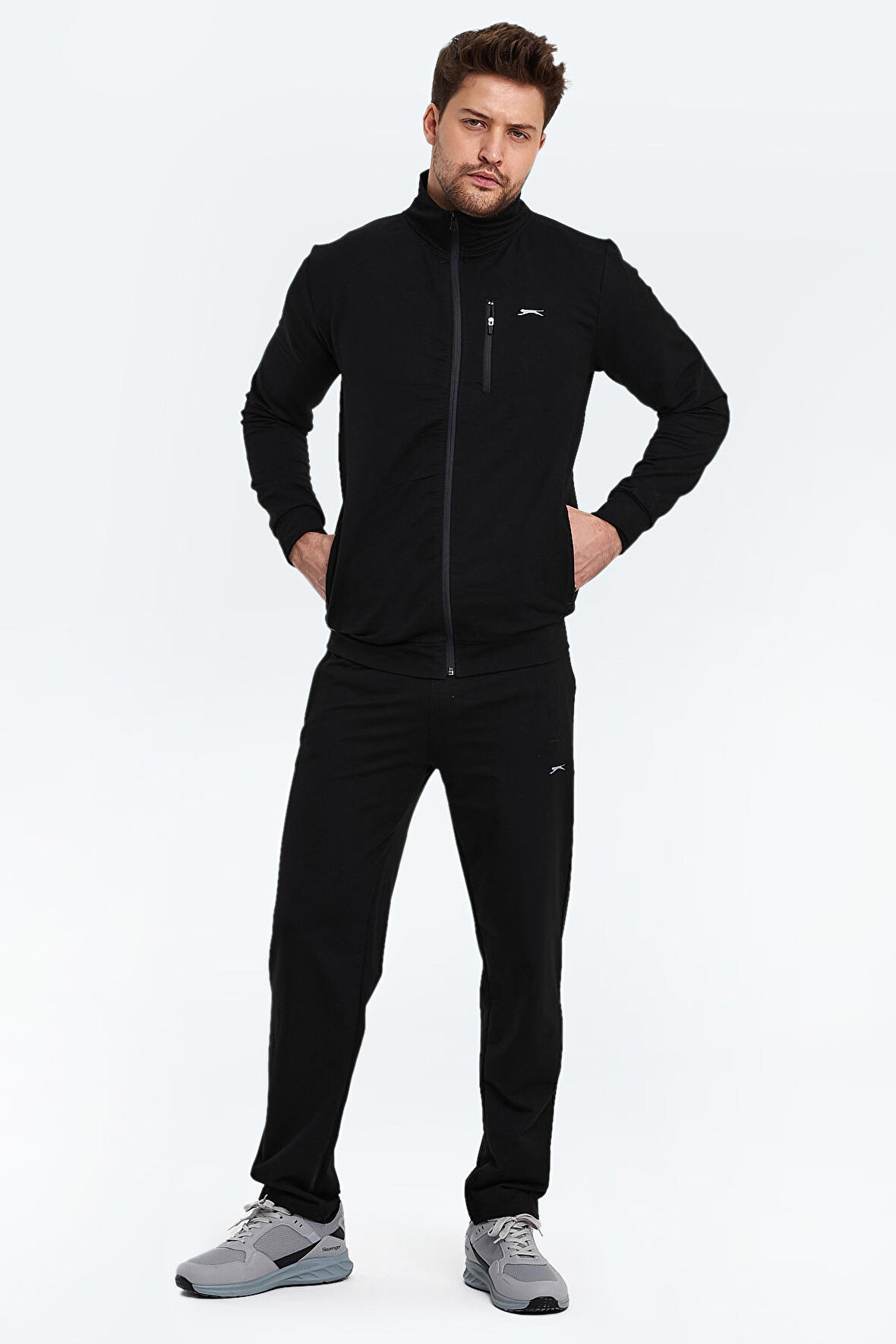 Slazenger ORAN I Erkek Fermuarlı Dik Yaka Cepli Siyah Eşofman Takımı
