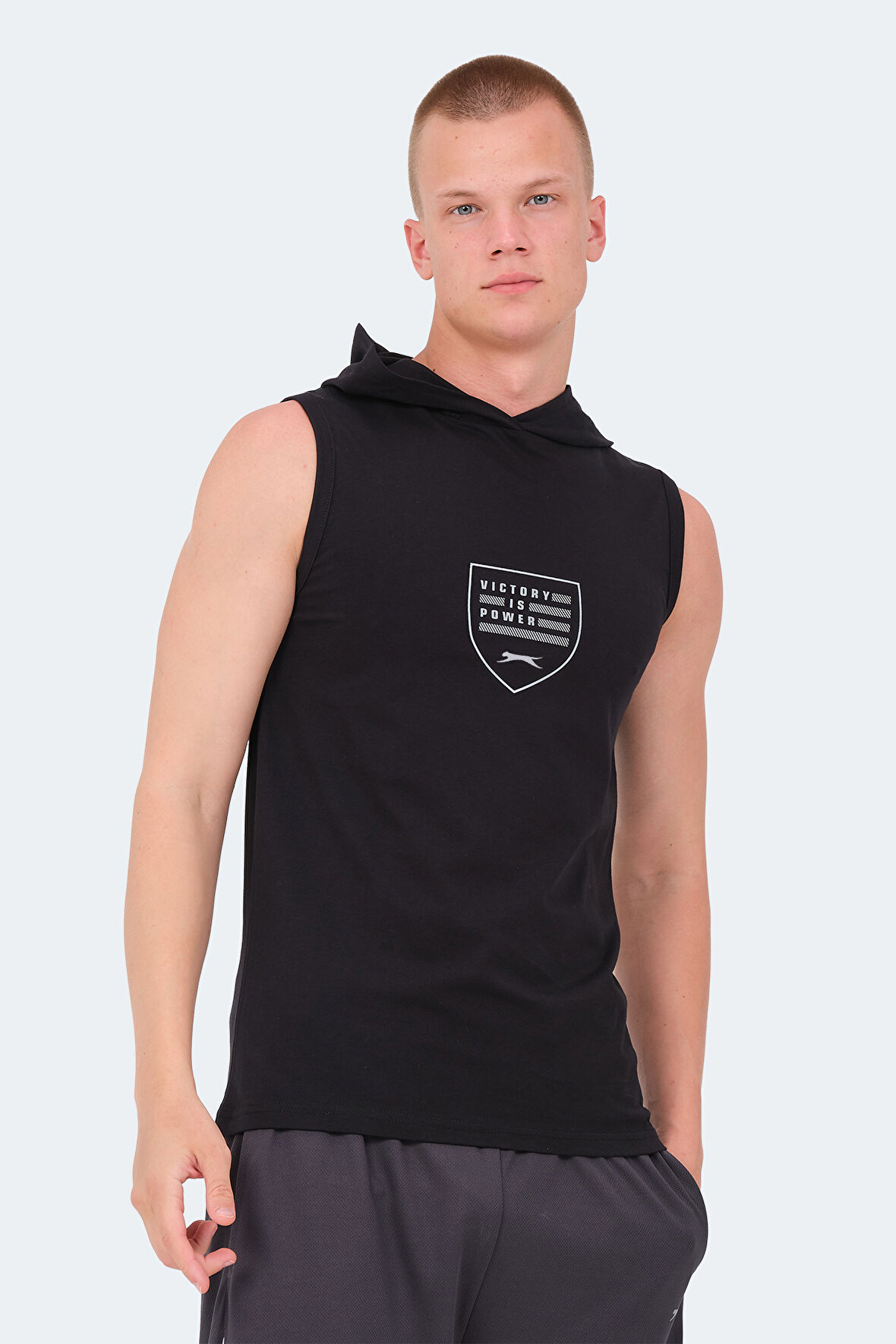Slazenger VERSIO IN Erkek Kolsuz Baskılı Siyah Tişört