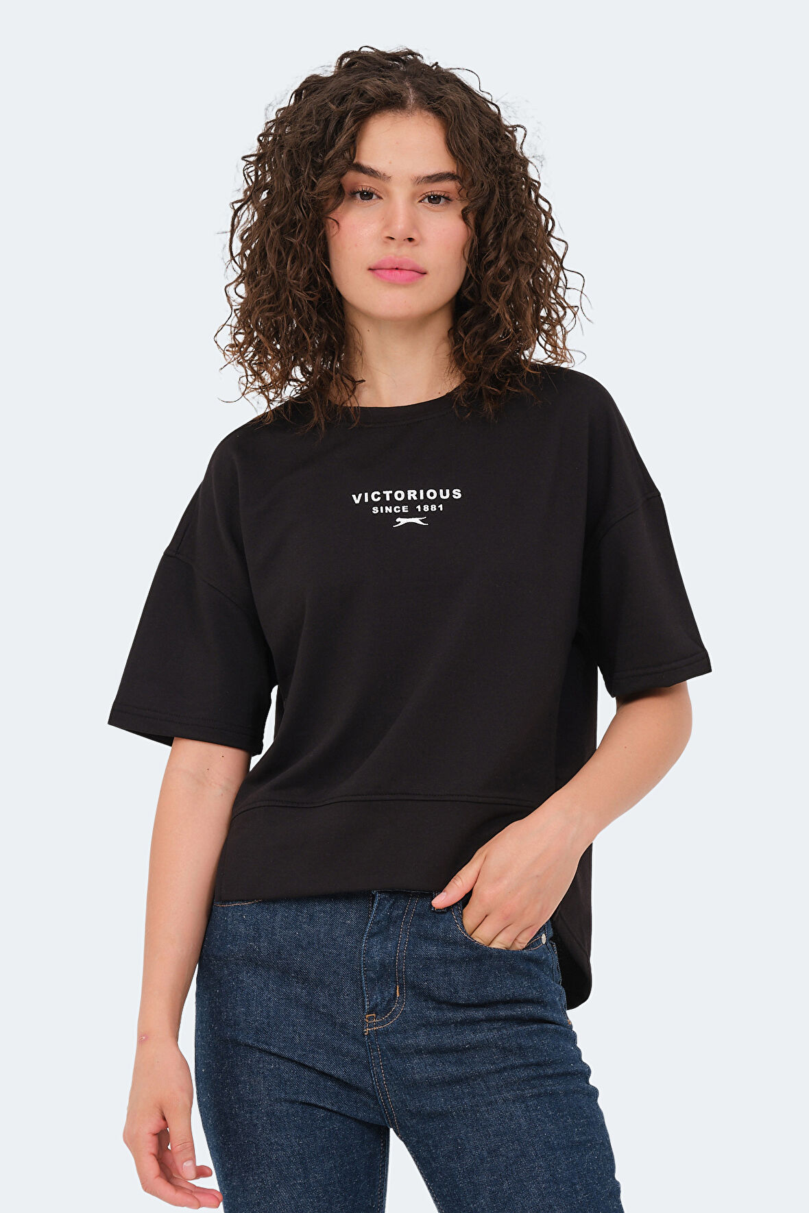 Slazenger VILLAGE Kadın Oversıze Siyah Tişört