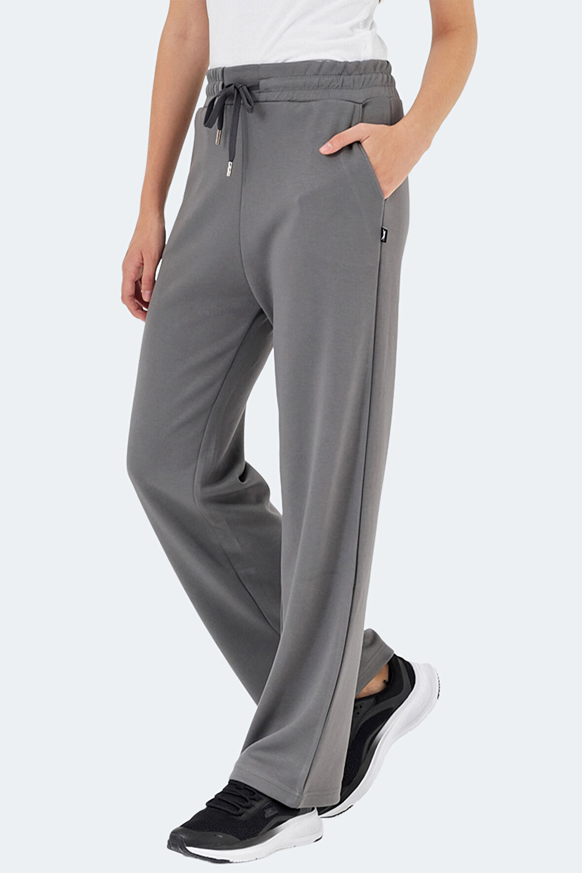 Slazenger VERSUS Kadın Cepli Bol Paça Koyu Gri Eşofman Altı