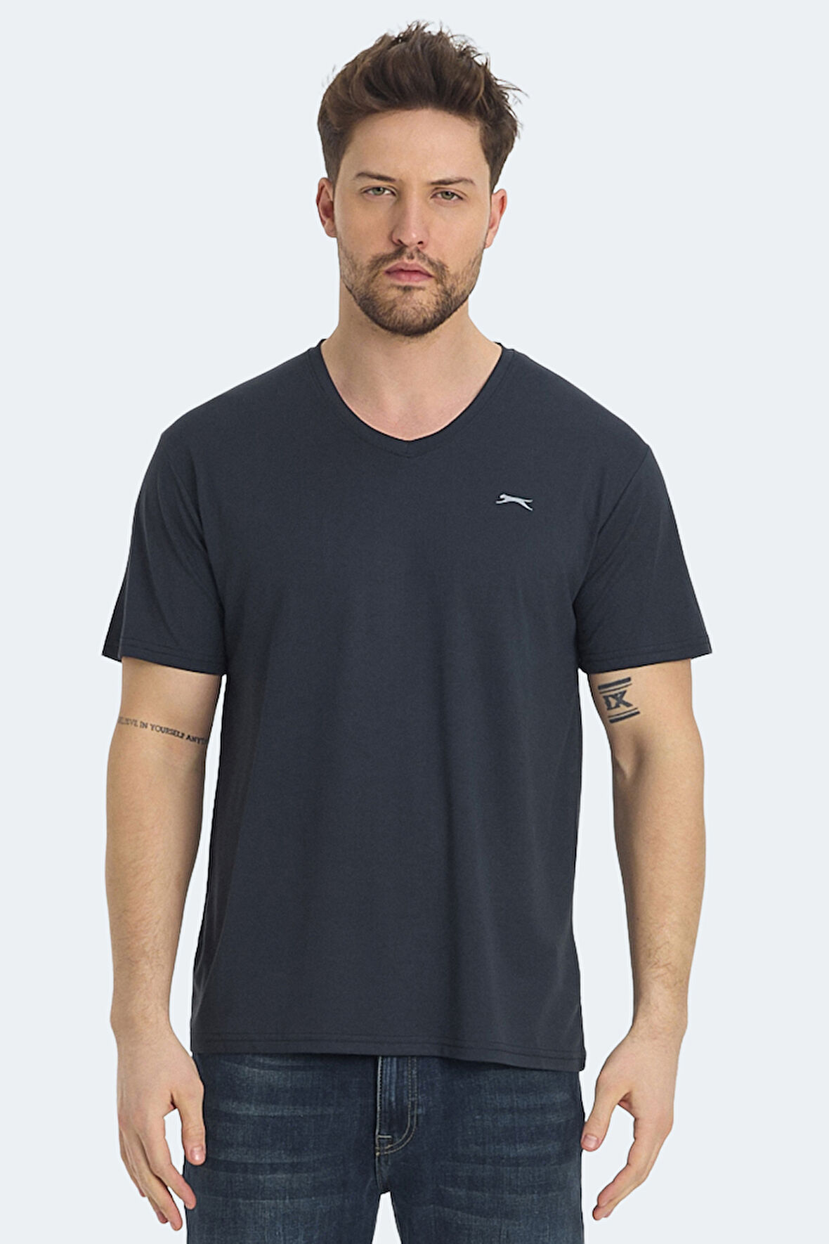 Slazenger KRAKKER Erkek V Yaka Koyu Gri Tişört