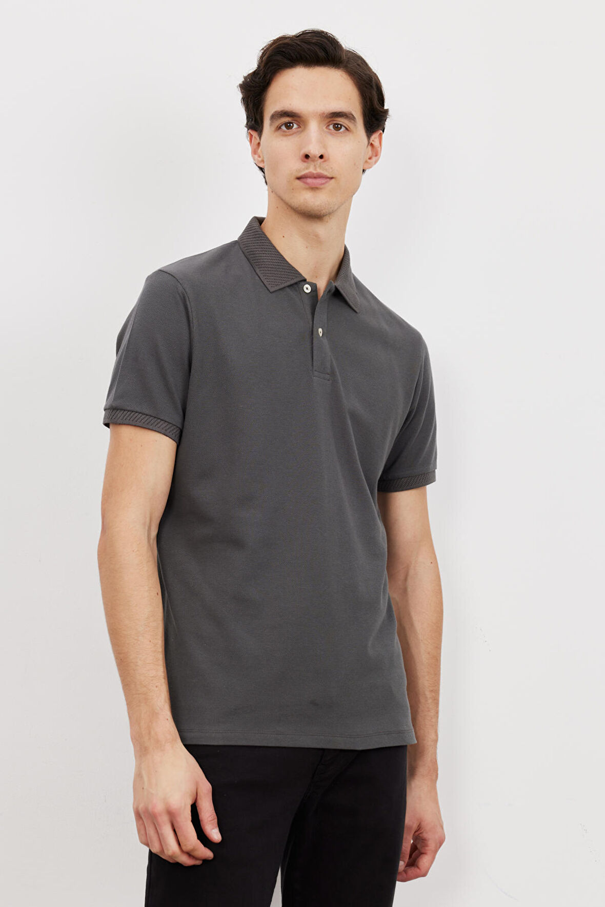 Slim Fit Dar Kesim %100 Pamuk Polo Yaka Kısa Kollu Tişört