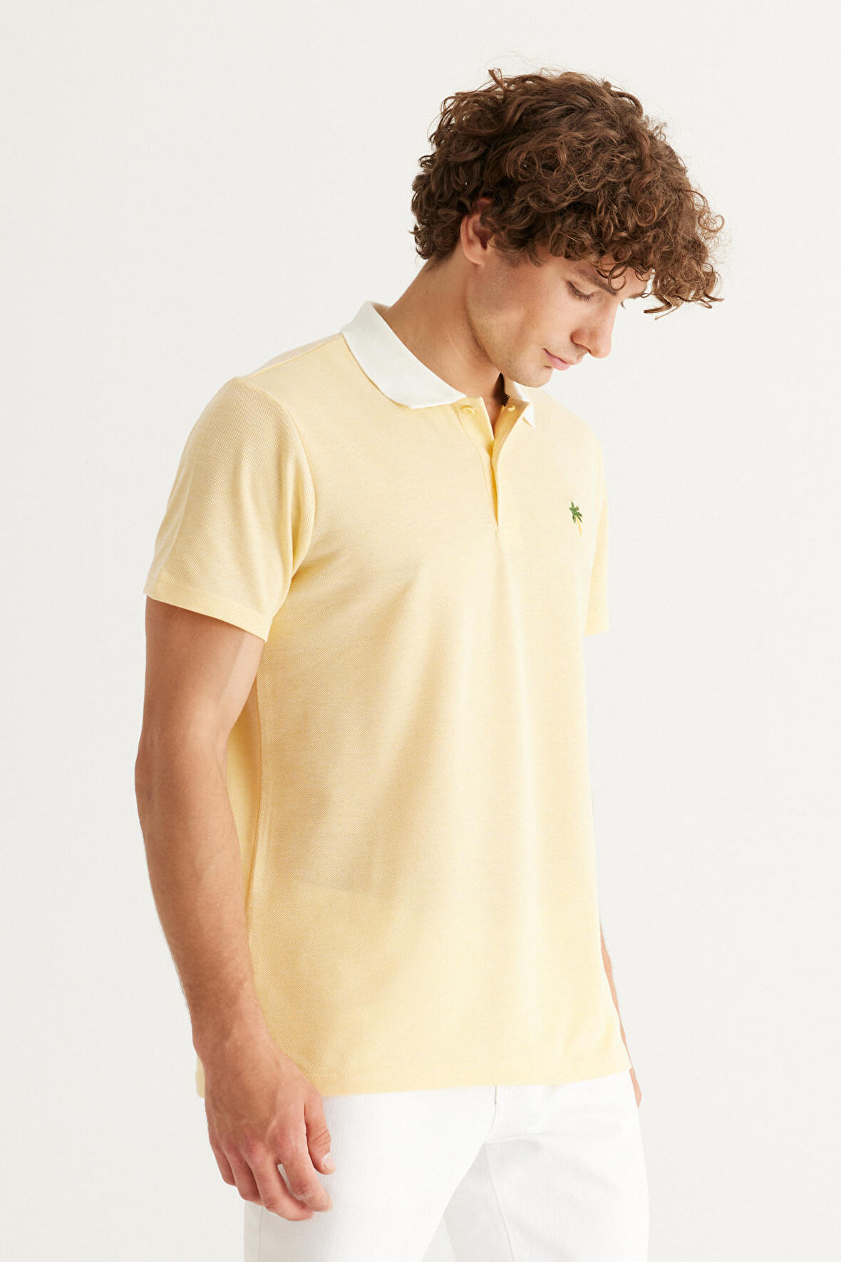 Erkek Sarı Slim Fit Dar Kesim Dar Polo Yaka Pamuklu Kısa Kollu Tişört