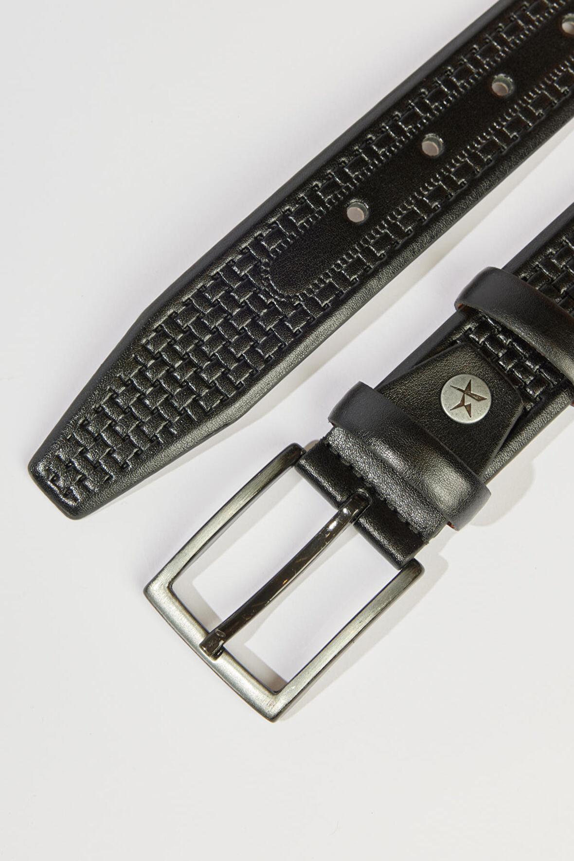 Desenli Klasik Kemer