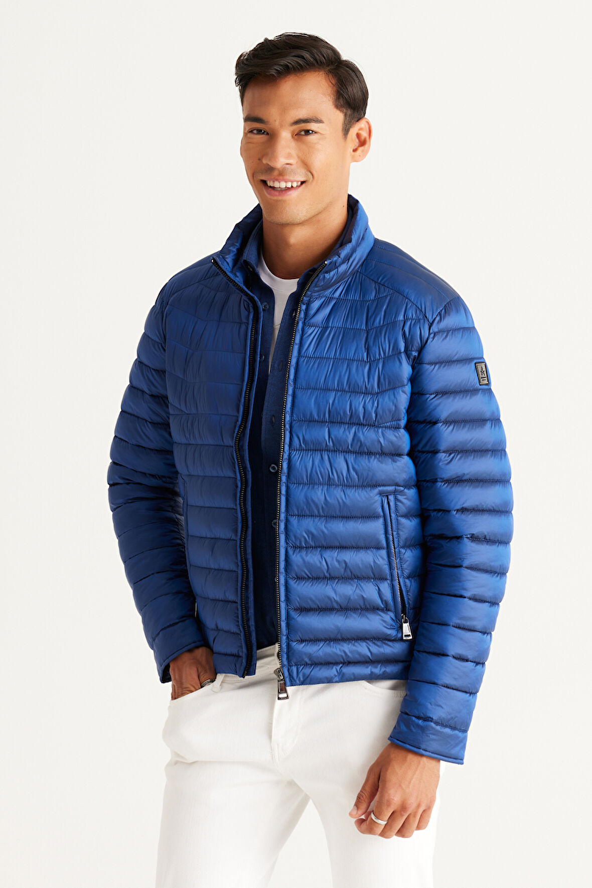 Standart Fit Normal Kesim Dik Yaka Mont