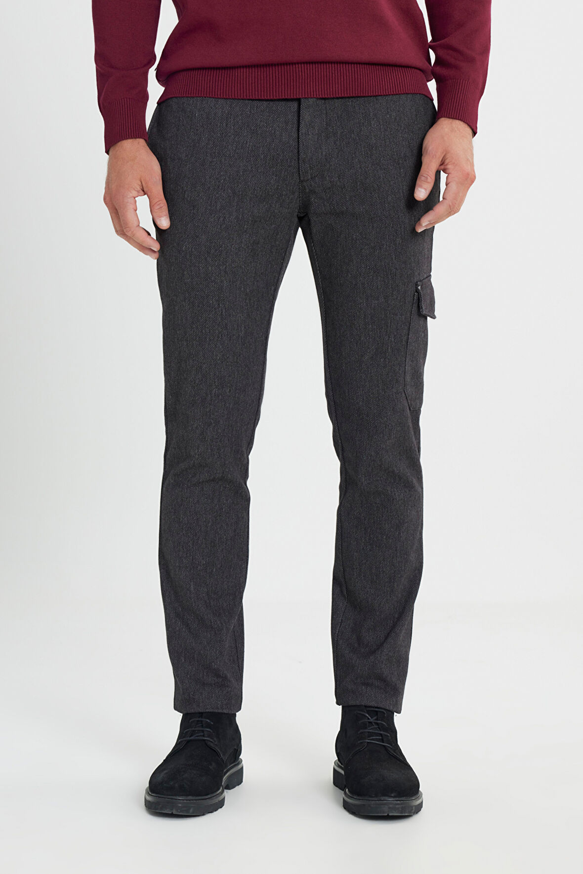 Slim Fit Dar Kesim Diyagonal Desenli Kargo Cepli Esnek Pantolon