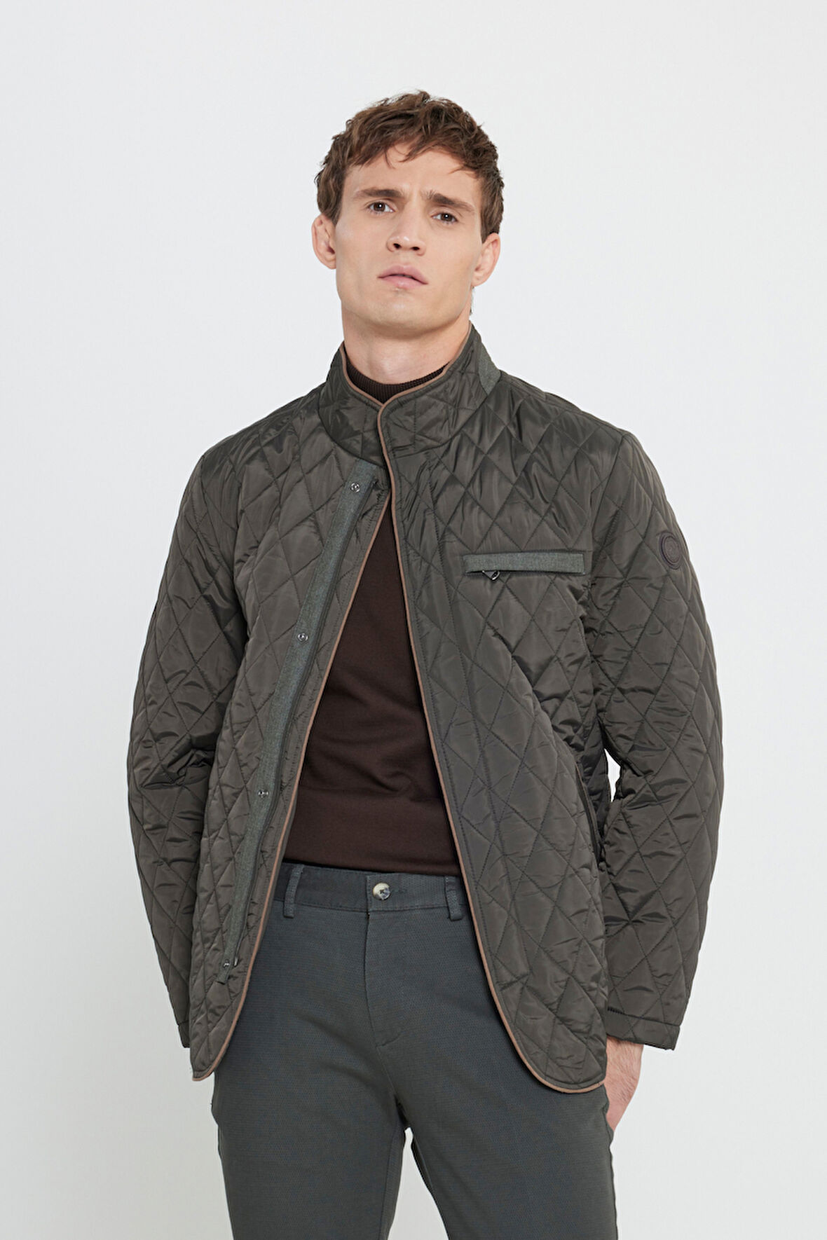 Standart Fit Normal Kesim Dik Yaka Desenli Overcoat