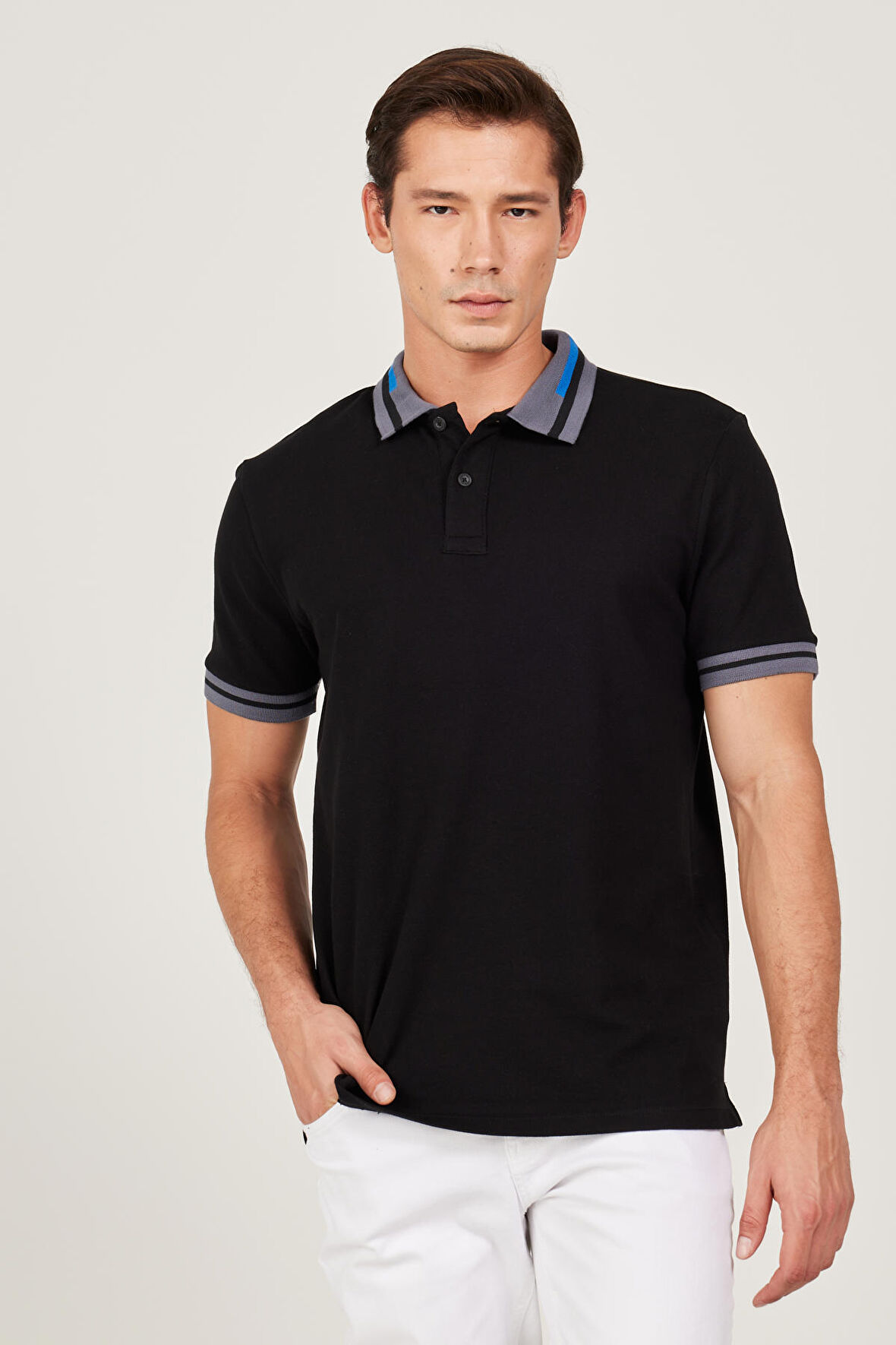 Erkek Siyah Slim Fit Dar Kesim %100 Pamuk Kıvrılmaz Polo Yaka Tişört