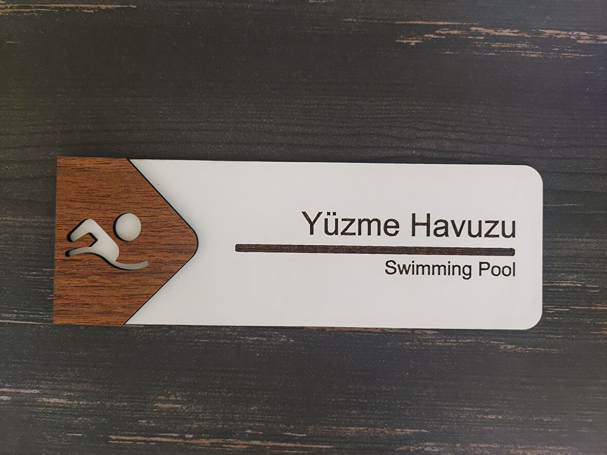 Lucena Yüzme Havuzu Ofis Oda Kapı İsimliği Yönlendirme Tabelası Levhası Kişiselleştirilebilir