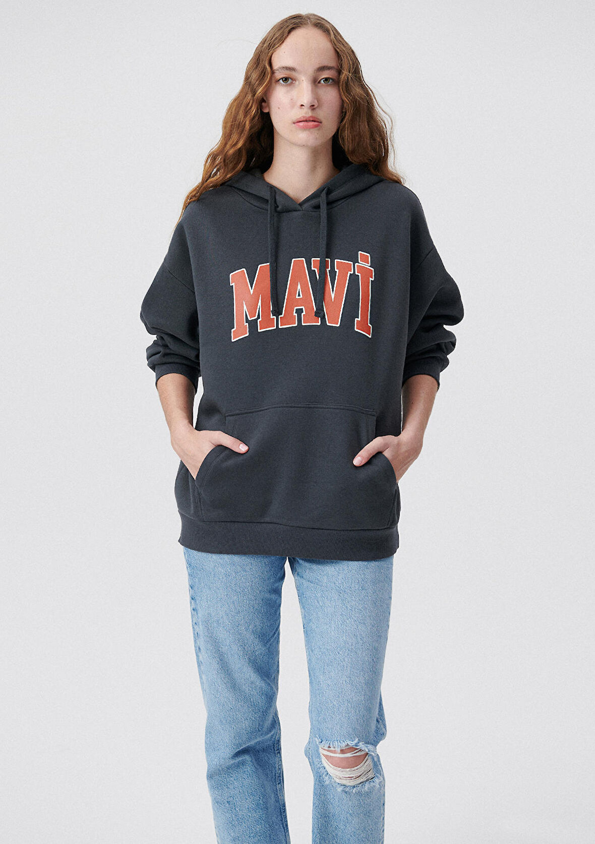 Mavi Logo Baskılı Kapüşonlu Gri Sweatshirt 1600361-80106