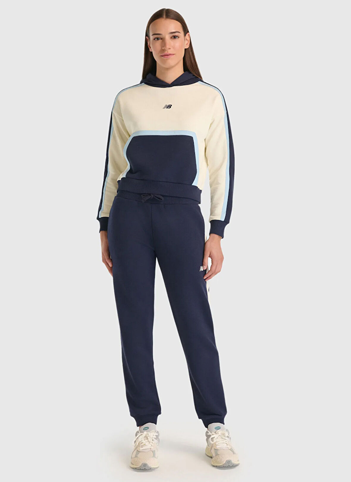 New Balance WNH3511-SST NB Lifestyle Hoodie Bej Kapüşon Yaka Normal Düz Kadın Sweatshırt