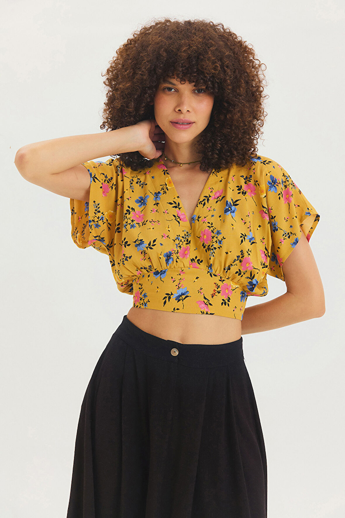 V Yakalı Düşük Kollu Bohem Bluz Sarı | S