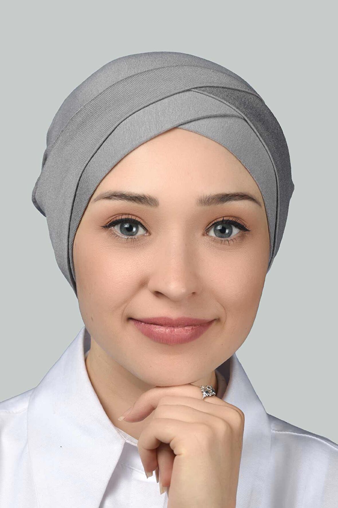 Dört Bantlı Çapraz Dış Tesettür Bonesi Hazır Türban Penye