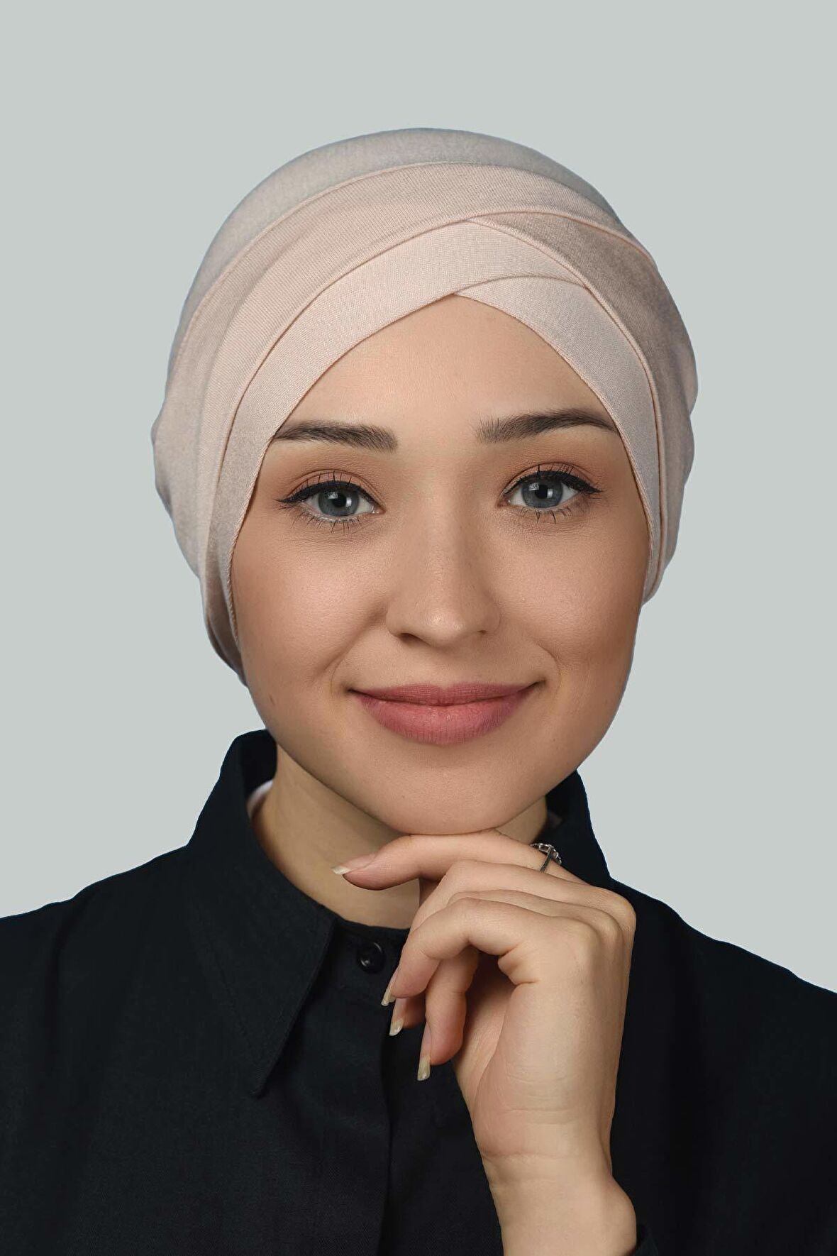 Dört Bantlı Çapraz Dış Tesettür Bonesi Hazır Türban Penye