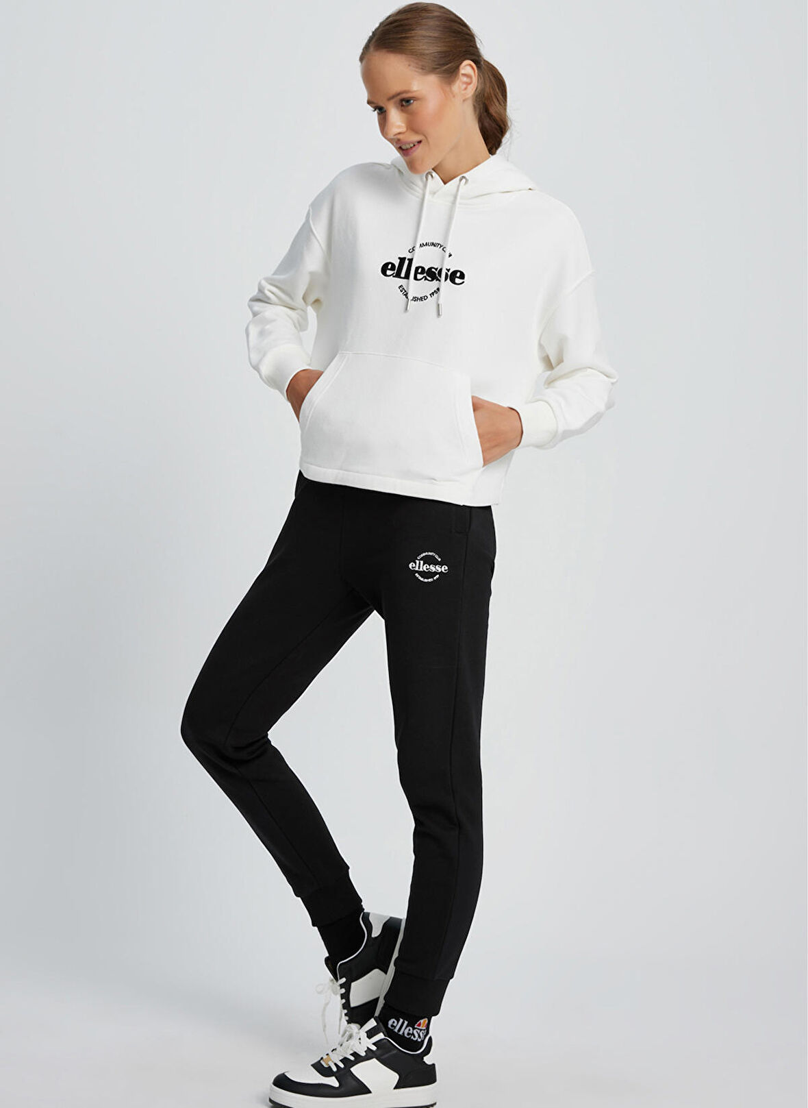 Ellesse Ekru Kadın Kapüşonlu Sweatshirt EF037-ECR