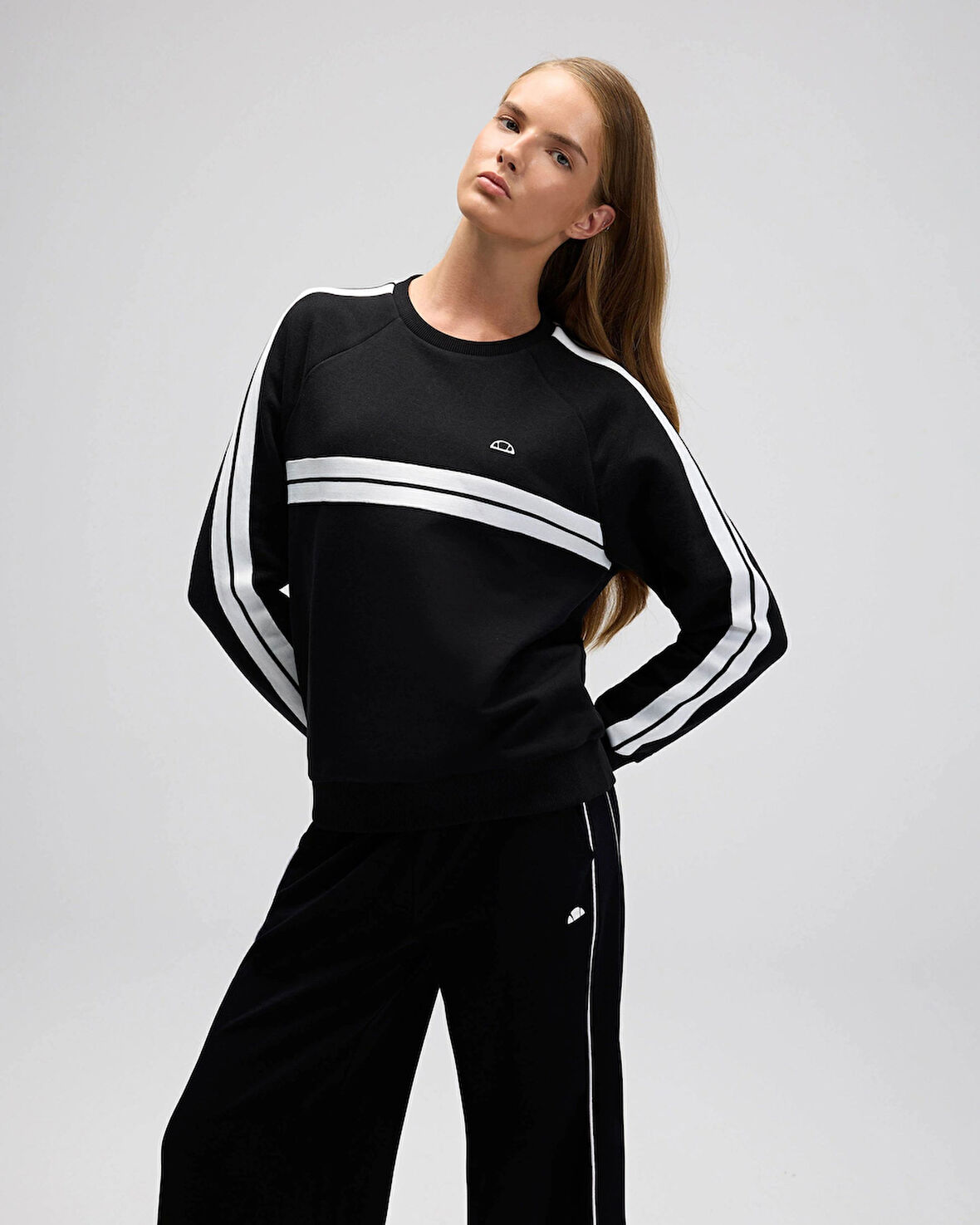 Ellesse Sweatshırt EF536