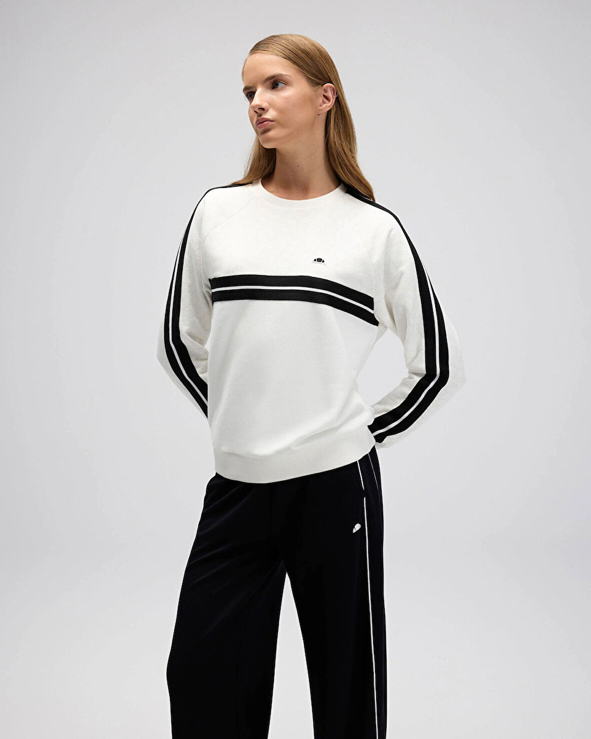 Ellesse Sweatshırt EF536