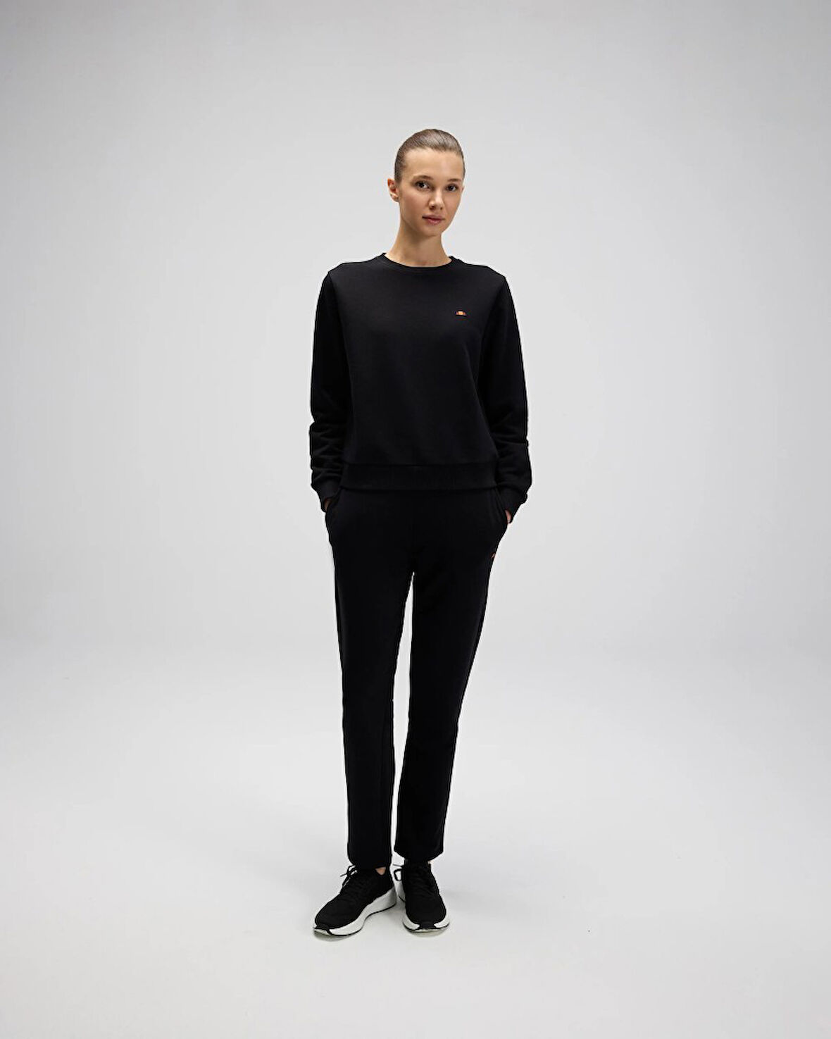 Ellesse EF553-BK Kadın Siyah Sweat