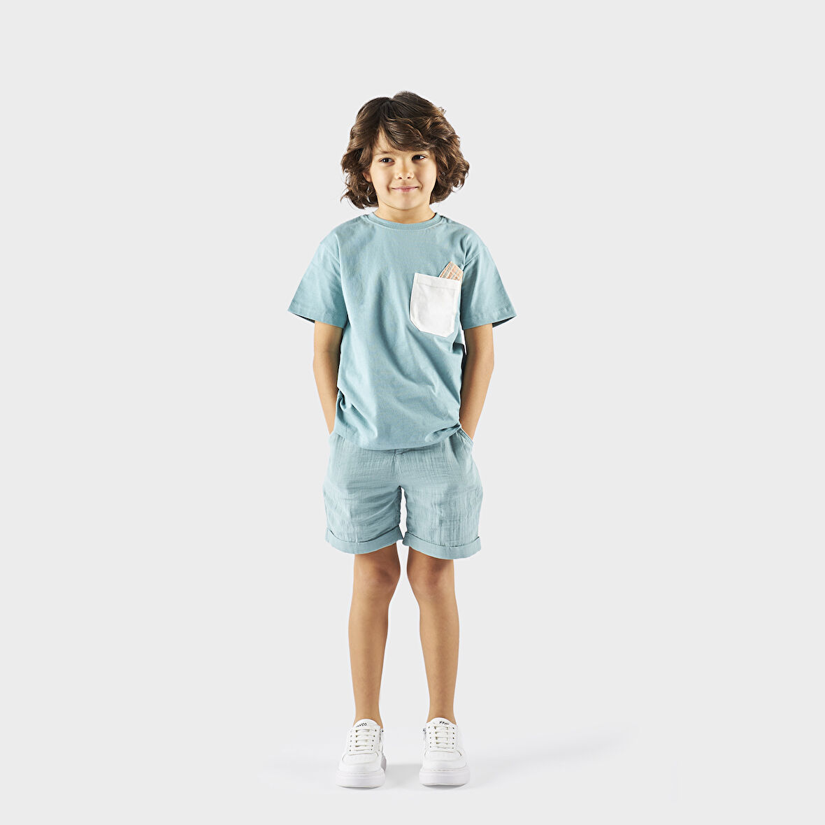 Erkek Çocuk Cep Detaylı T-Shirt Ekru