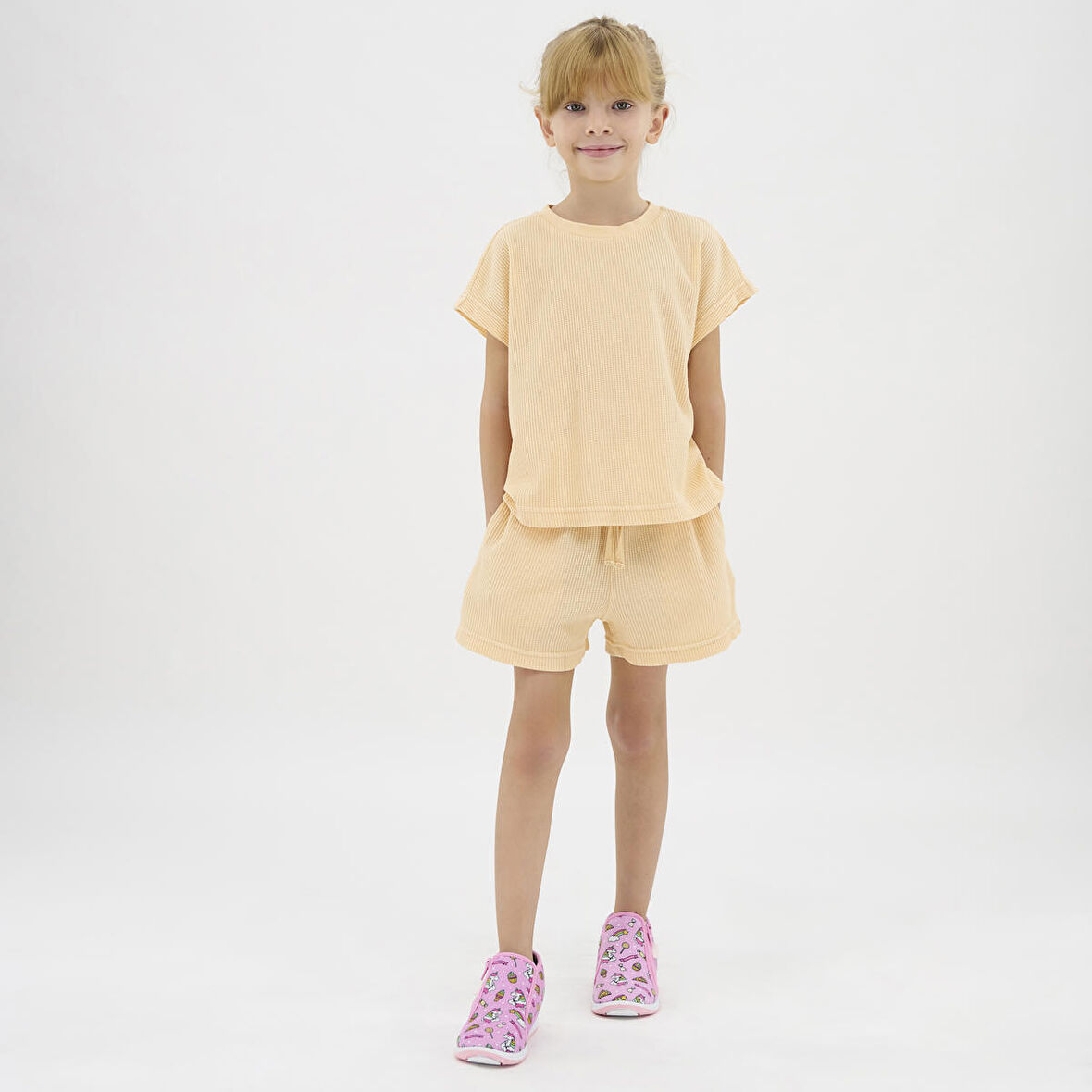 Kız Çocuk Özel Dokulu Kumaşlı Şortlu Takım Mavi