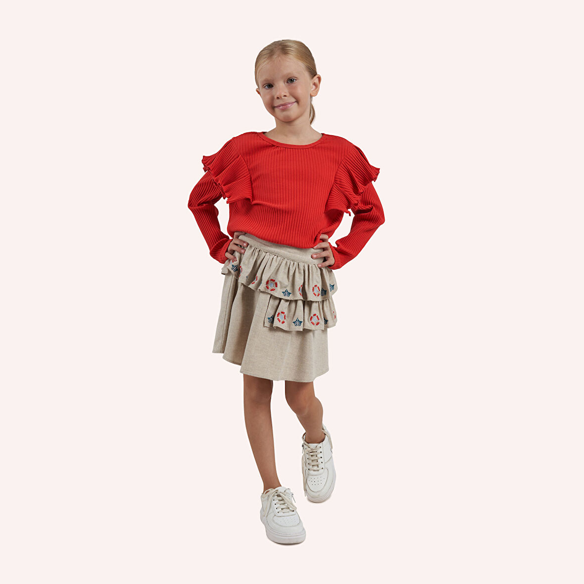 Kız Çocuk Kolları Fırfır Detaylı T-Shirt Kırmızı