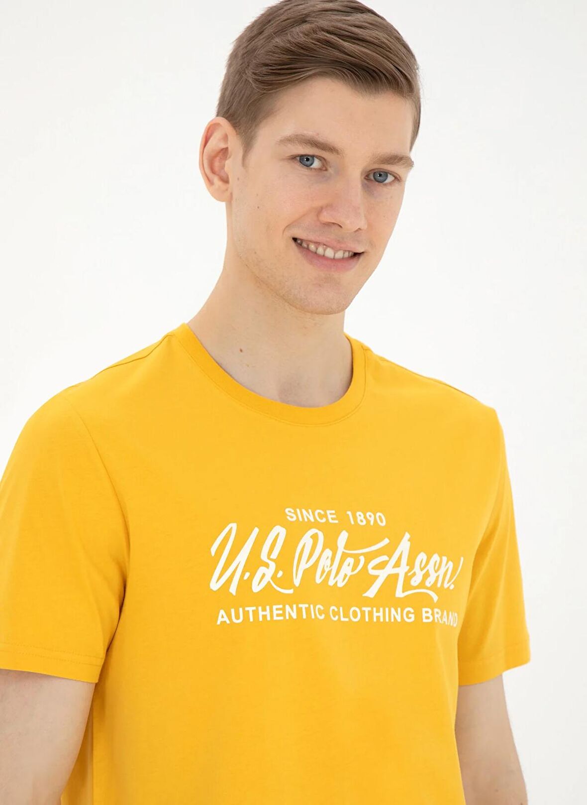 U.S. Polo Assn. Bisiklet Yaka Safran Erkek T-Shirt ANTI