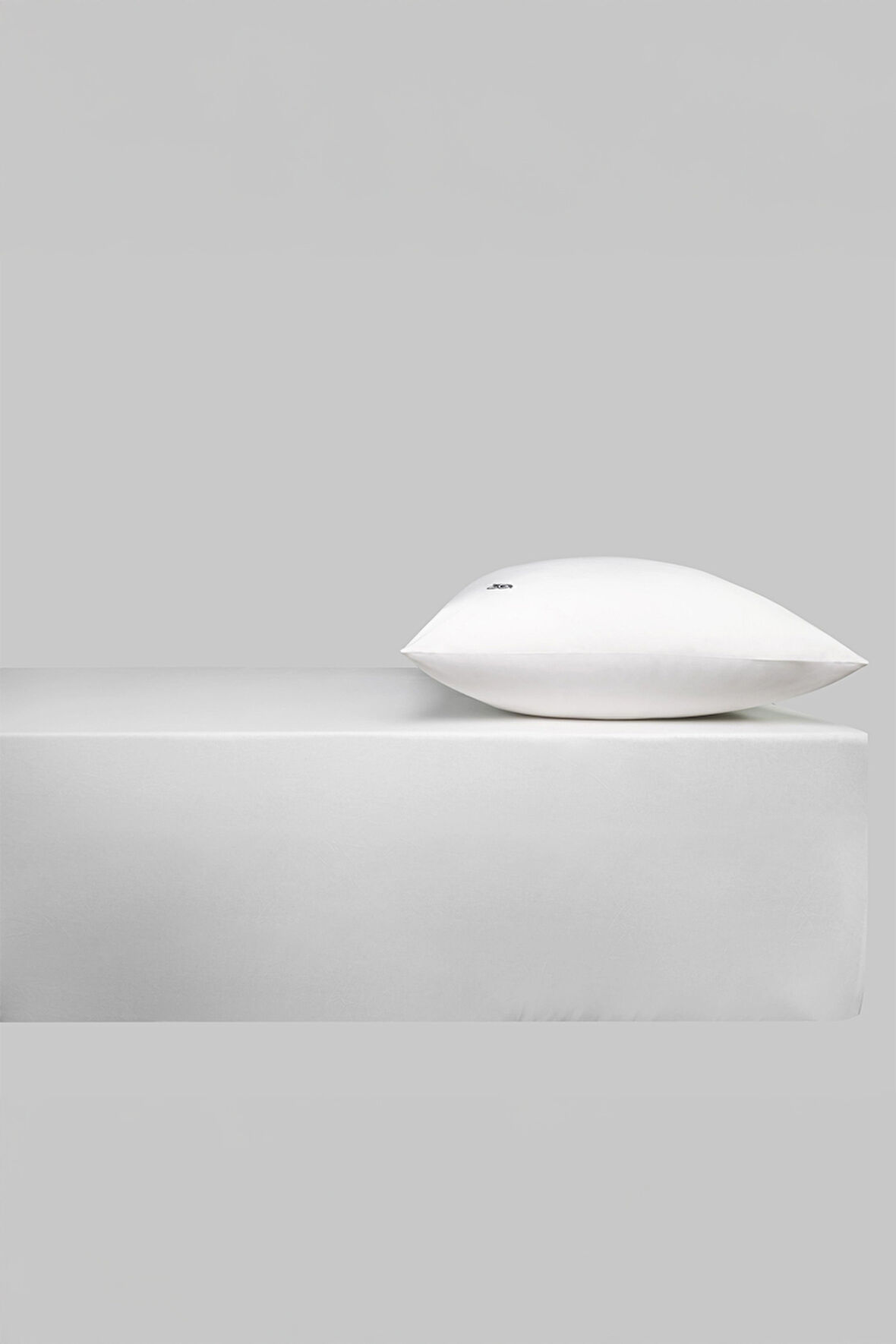 Sarev New Slow City Beyaz %100 Pamuk Tek Kişilik Lastikli Çarşaf Seti