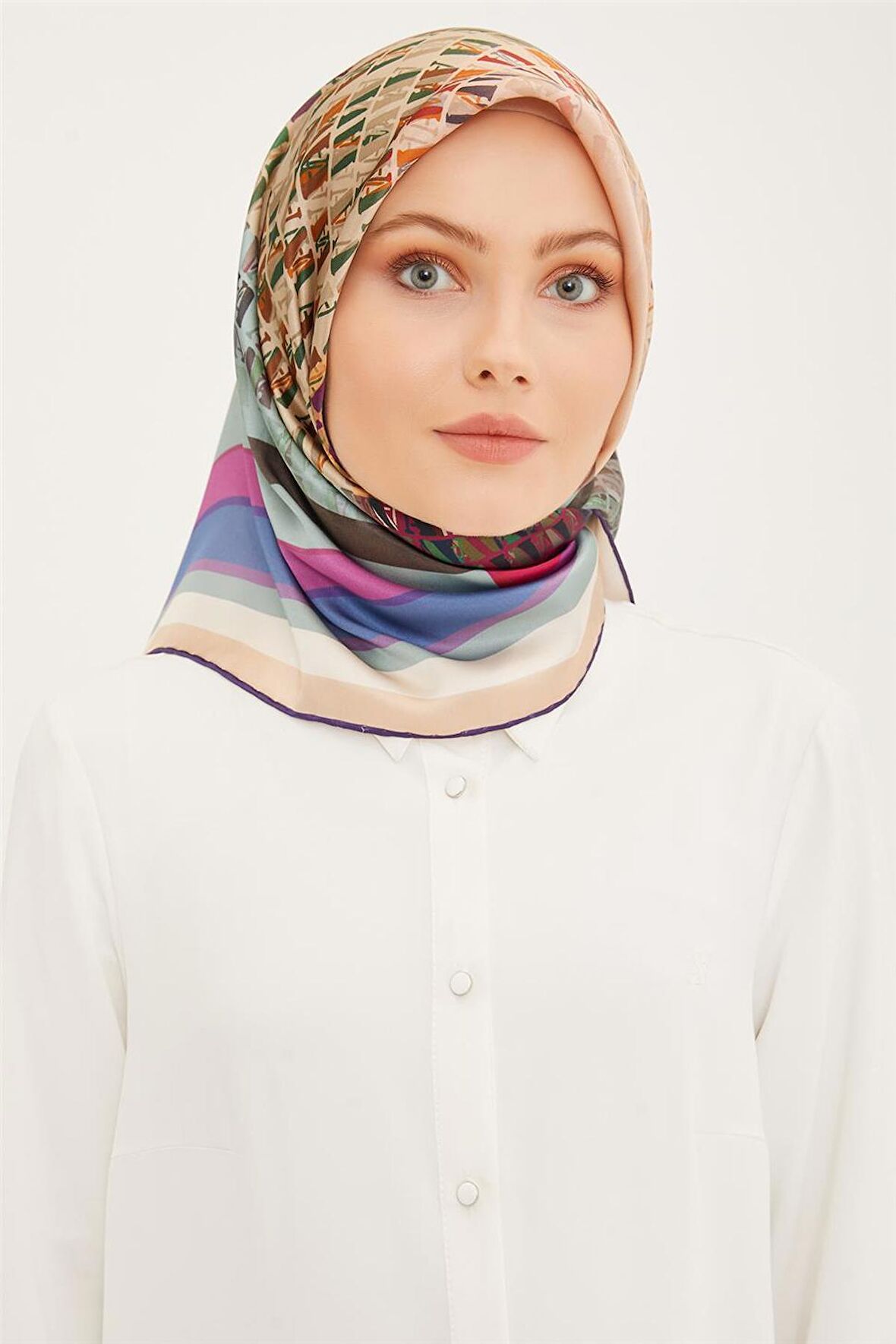 Armine Sura İpek Eşarp 23Ya8934 26