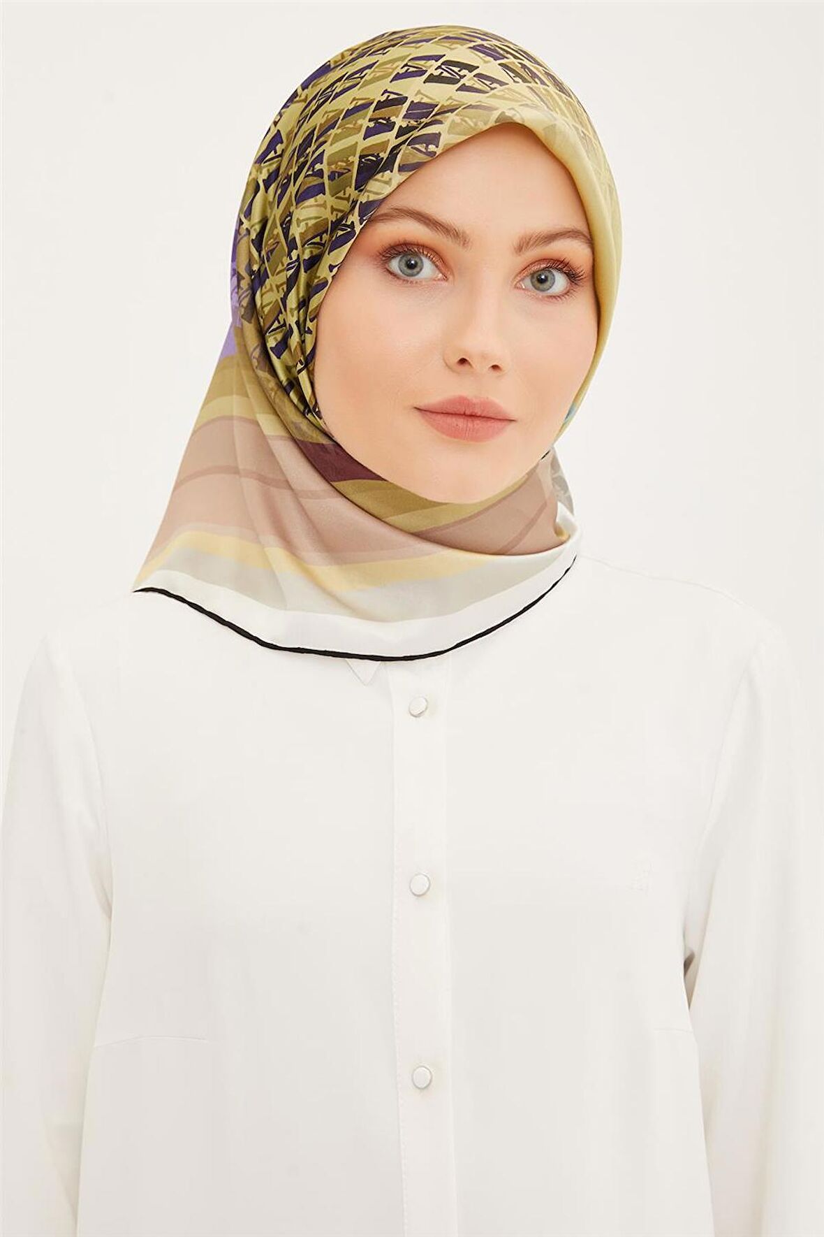 Armine Sura İpek Eşarp 23Ya8934 53