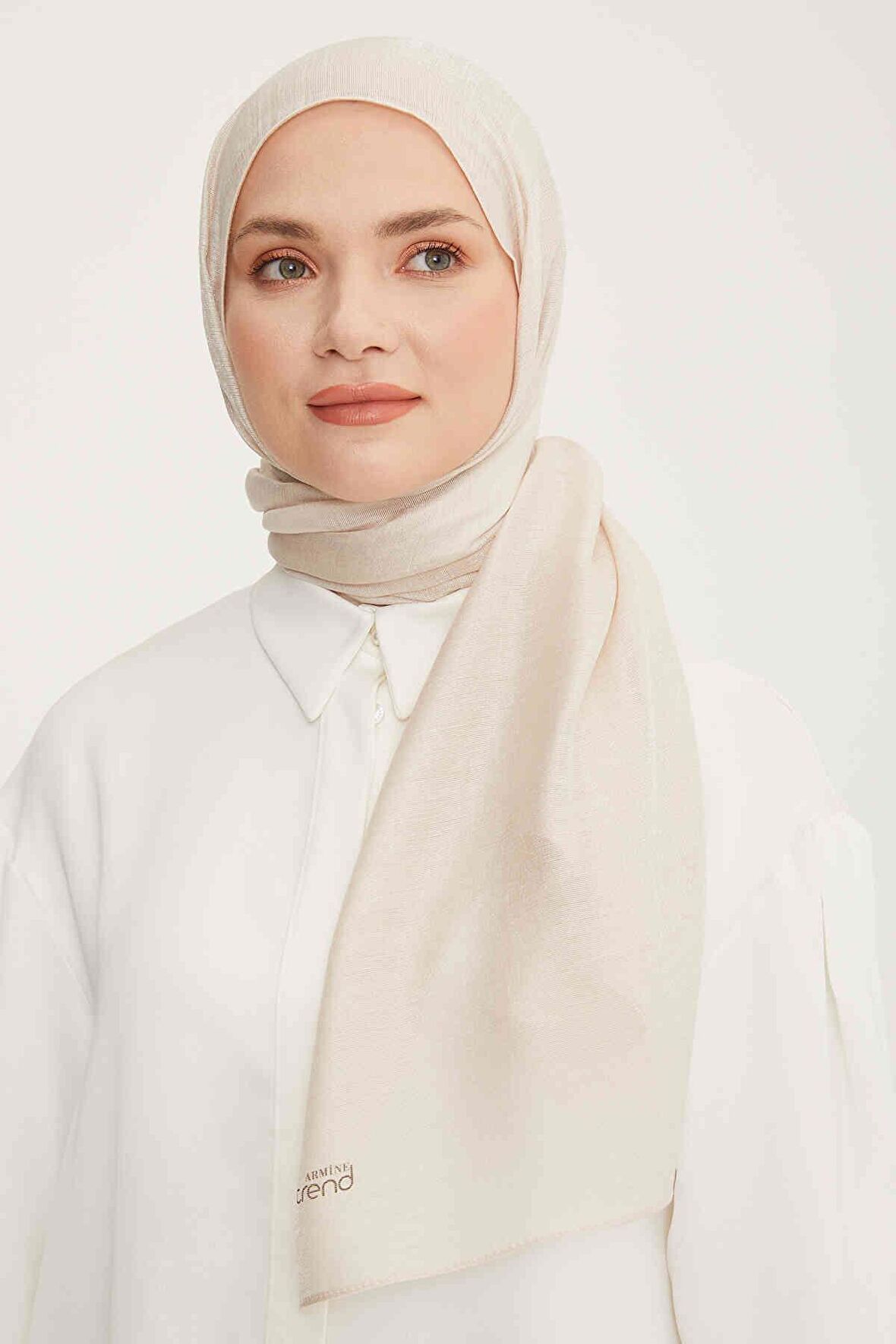 Armine Trend Krem Düz Renk Pırıltı Şal 1-23006