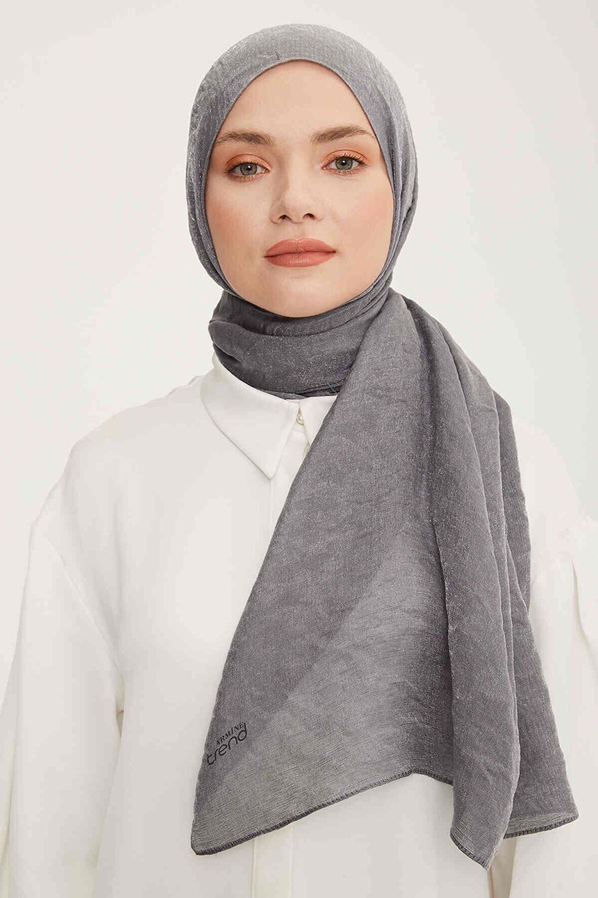 Armine Trend Gri Düz Renk Pırıltı Şal 1-23021