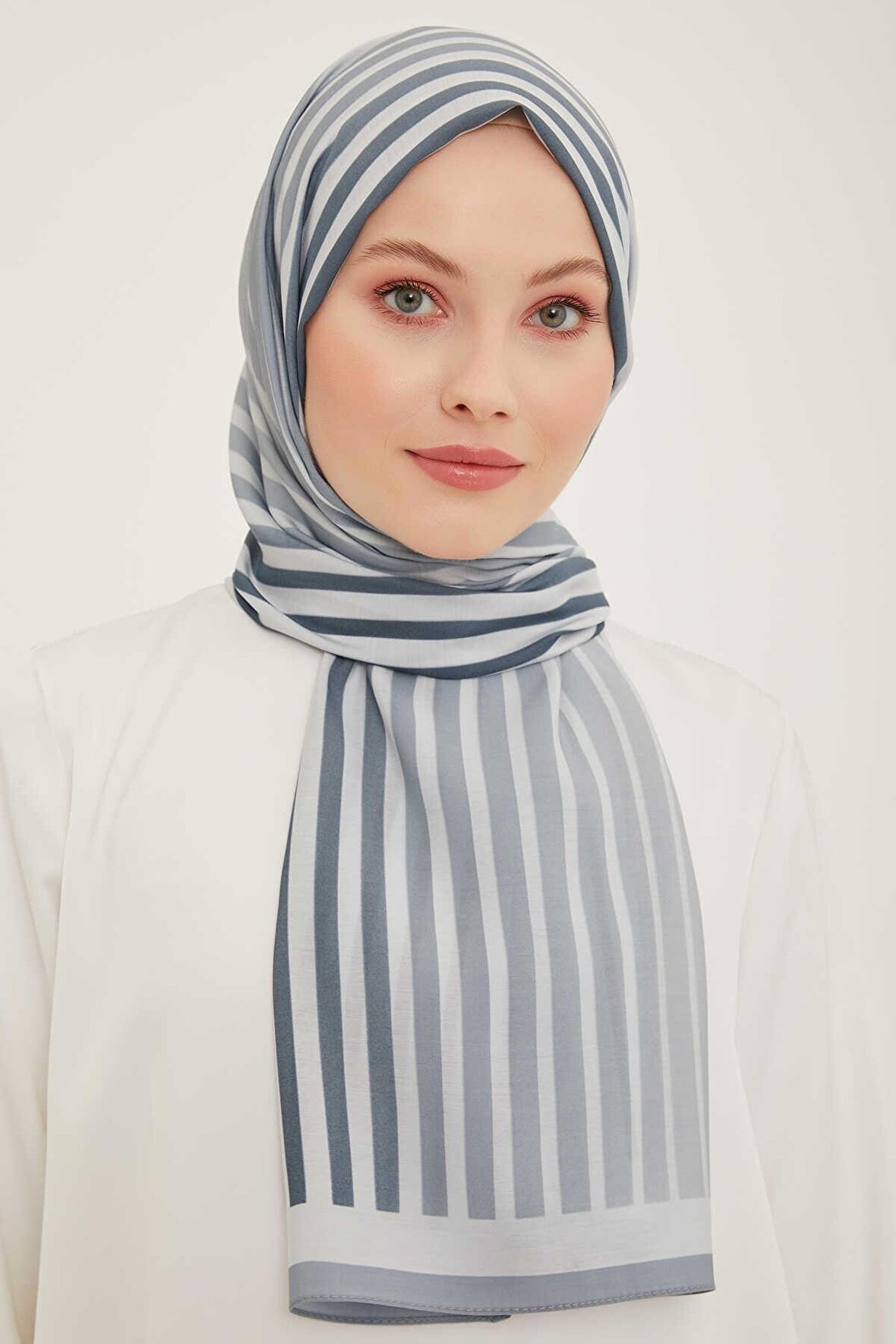 Armine Trend Çizgi Desen Modal Şal 5746-02
