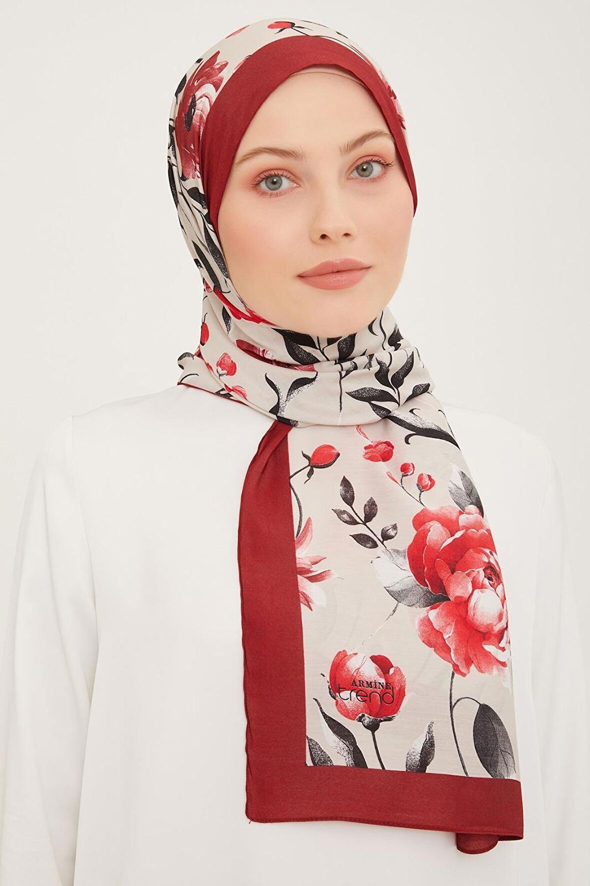 Armine Trend Siyah-Bordo Çiçek Desen Modal Şal 6316-03-A