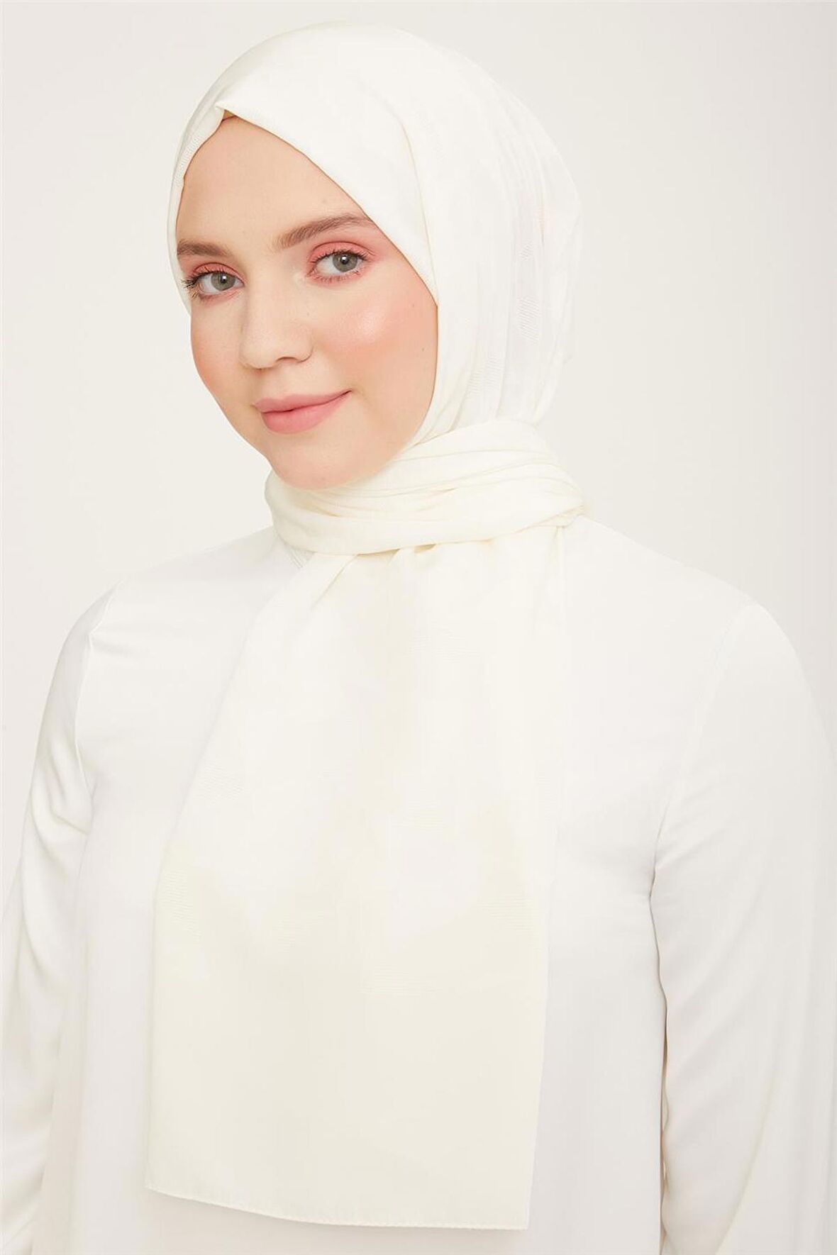 Armine Trend J.Capri Şal 7 100