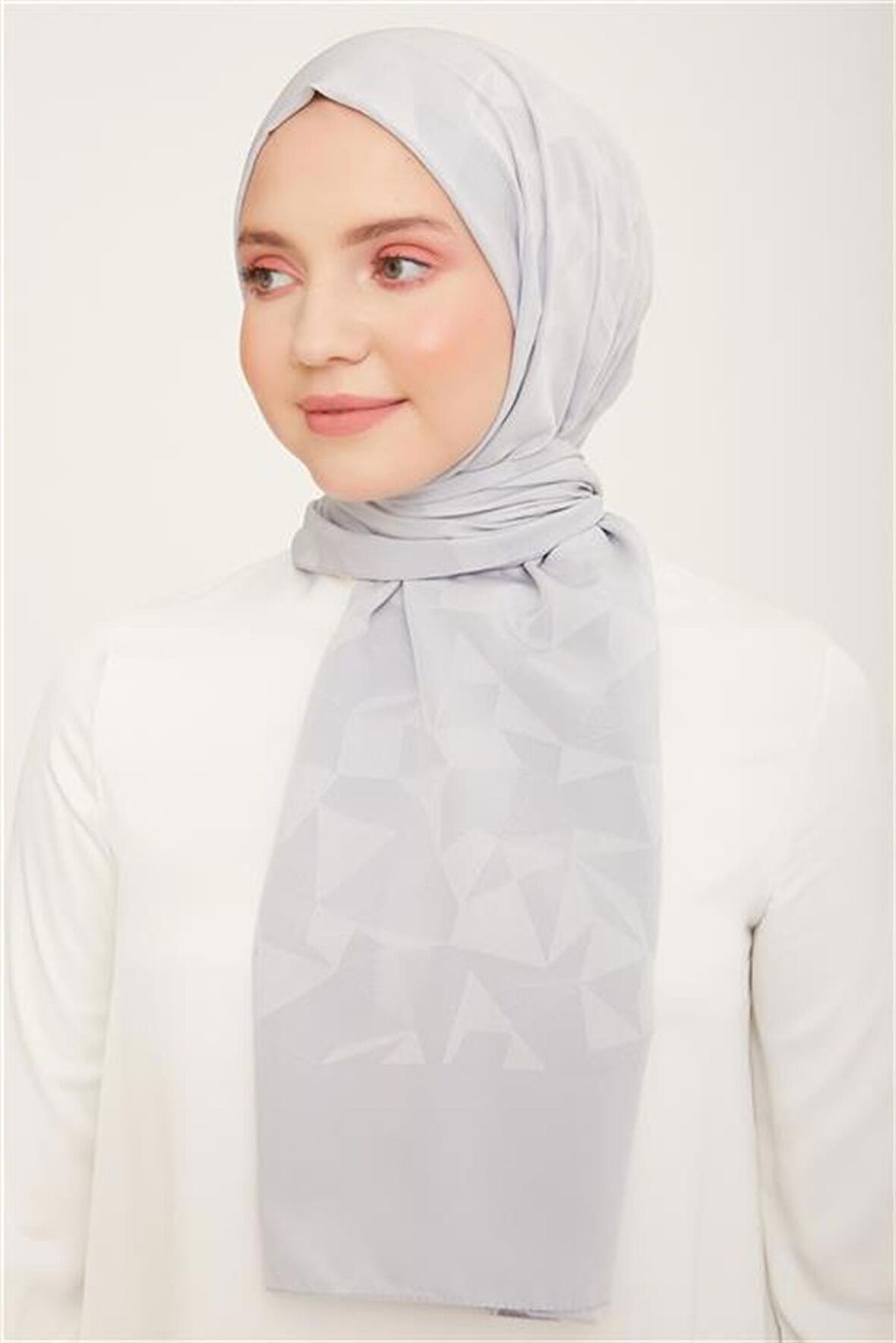 Armine Trend J.Capri Gümüş Desenli Şal 7-355