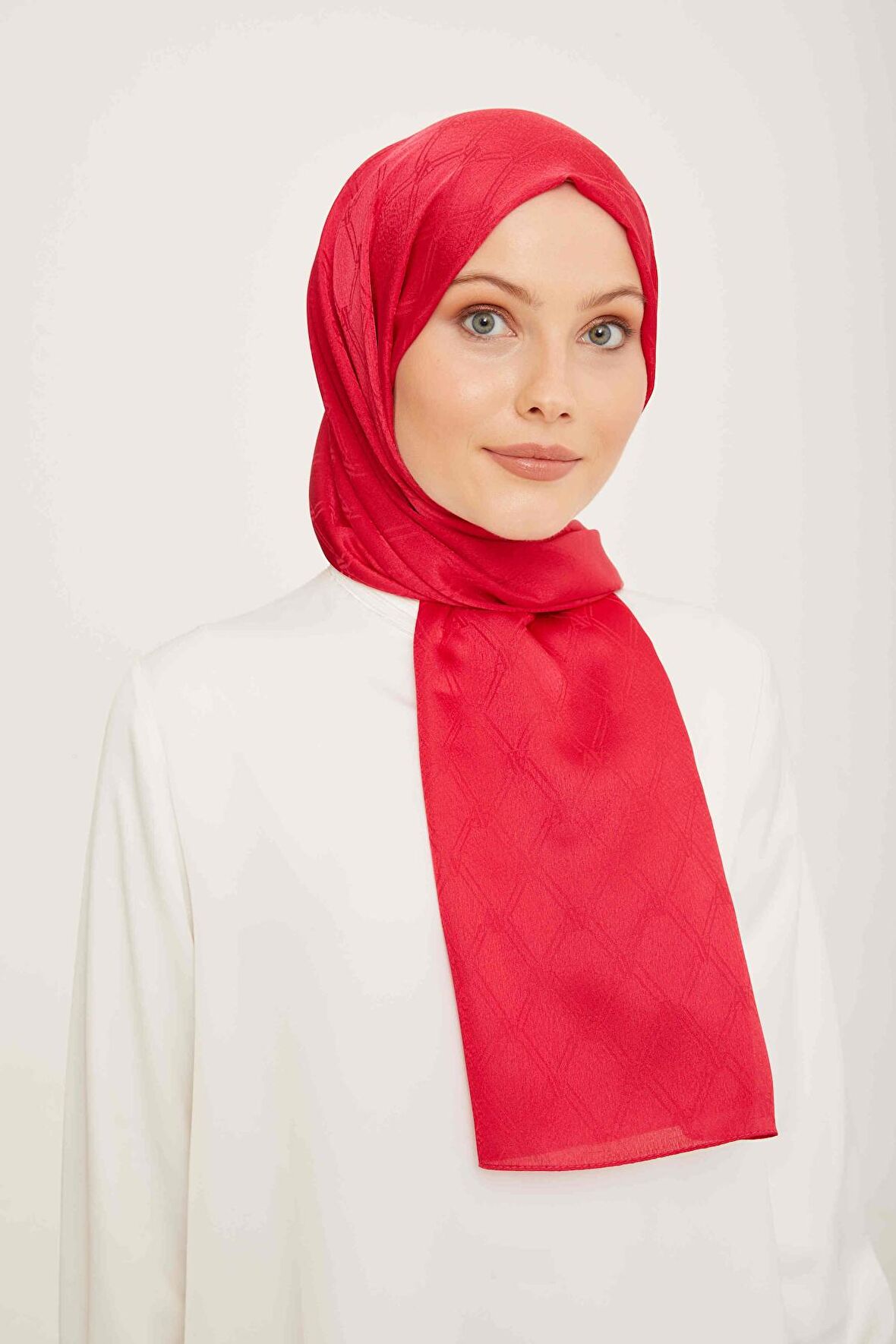 Armine Trend Jan Jan Pembe Monogram Desenli Jakar Şal 6-21226
