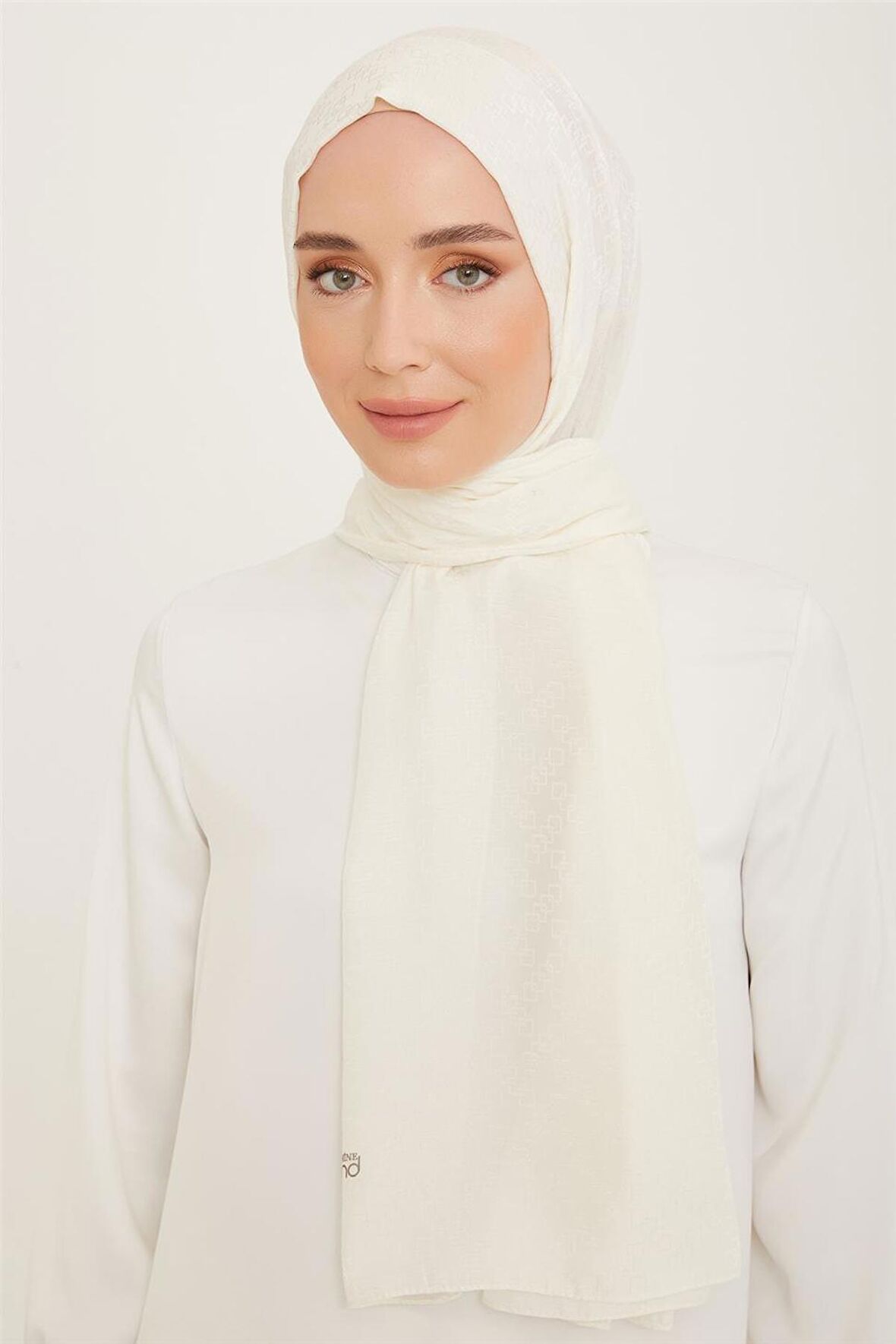Armine Trend Ruby Şal 4 100