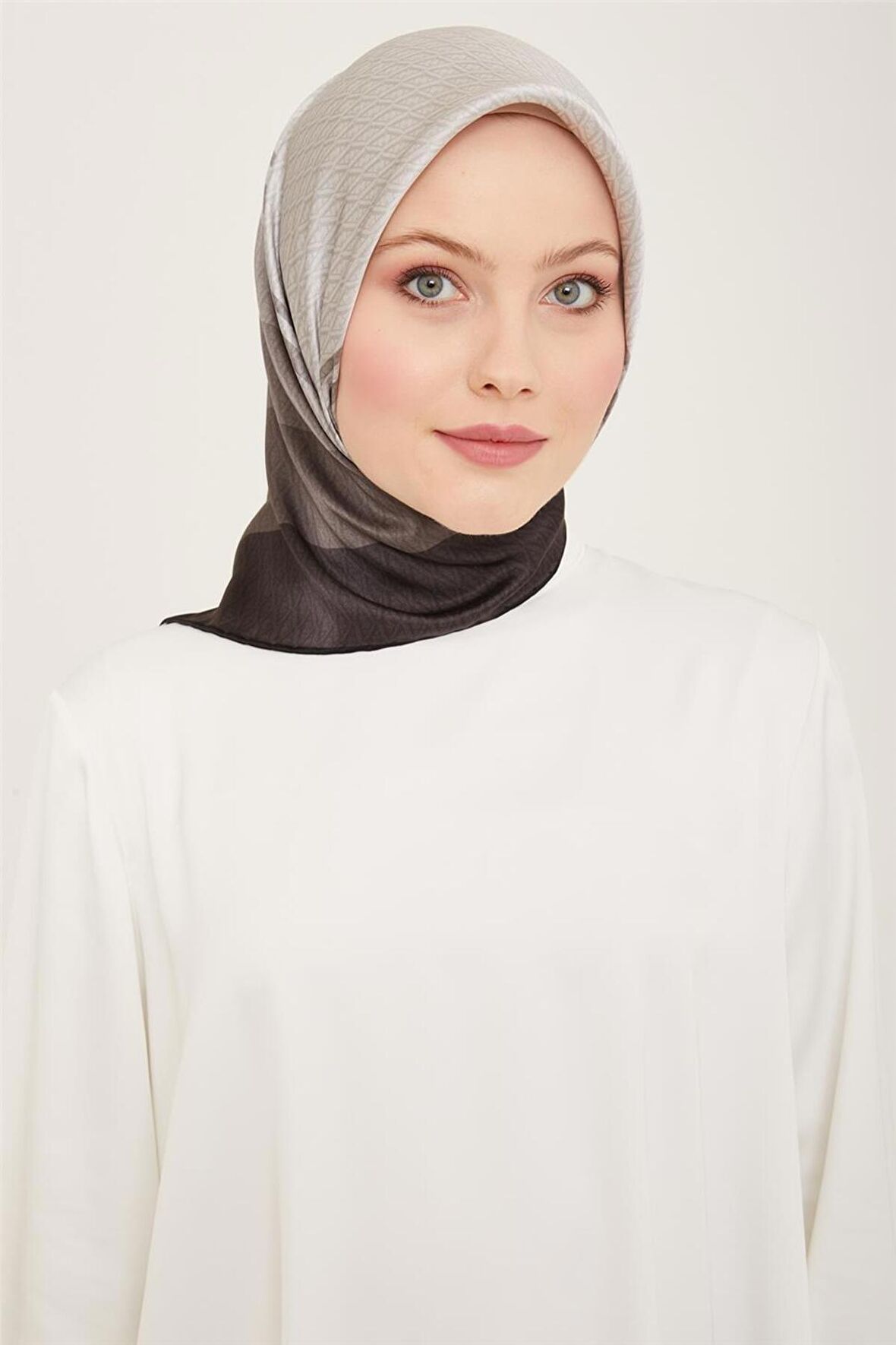 Armine 90*90  Sura ipek 2024 Yaz Sezon  24ya9111 03