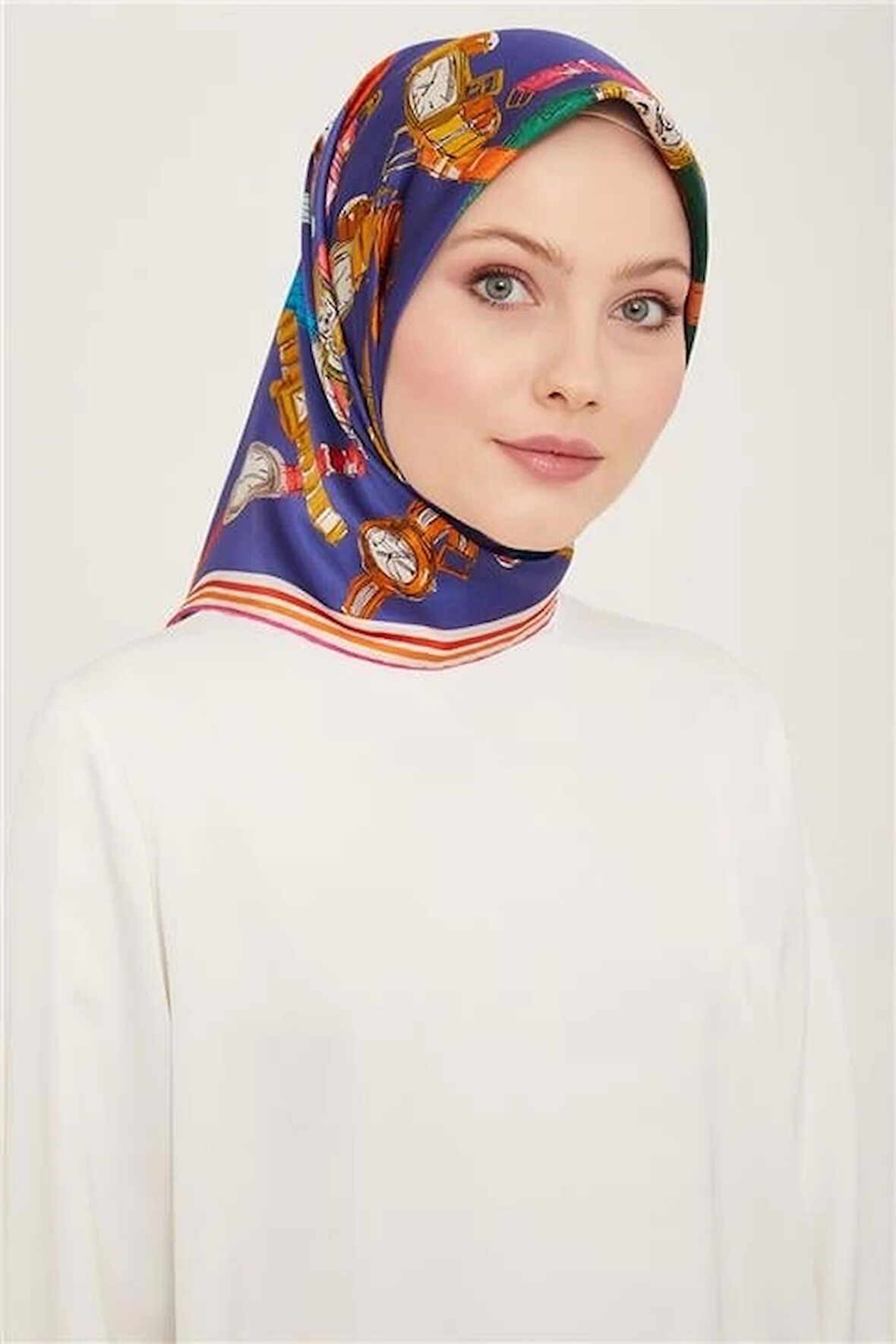 Armine Sura İpek Eşarp 24Ya9141 05